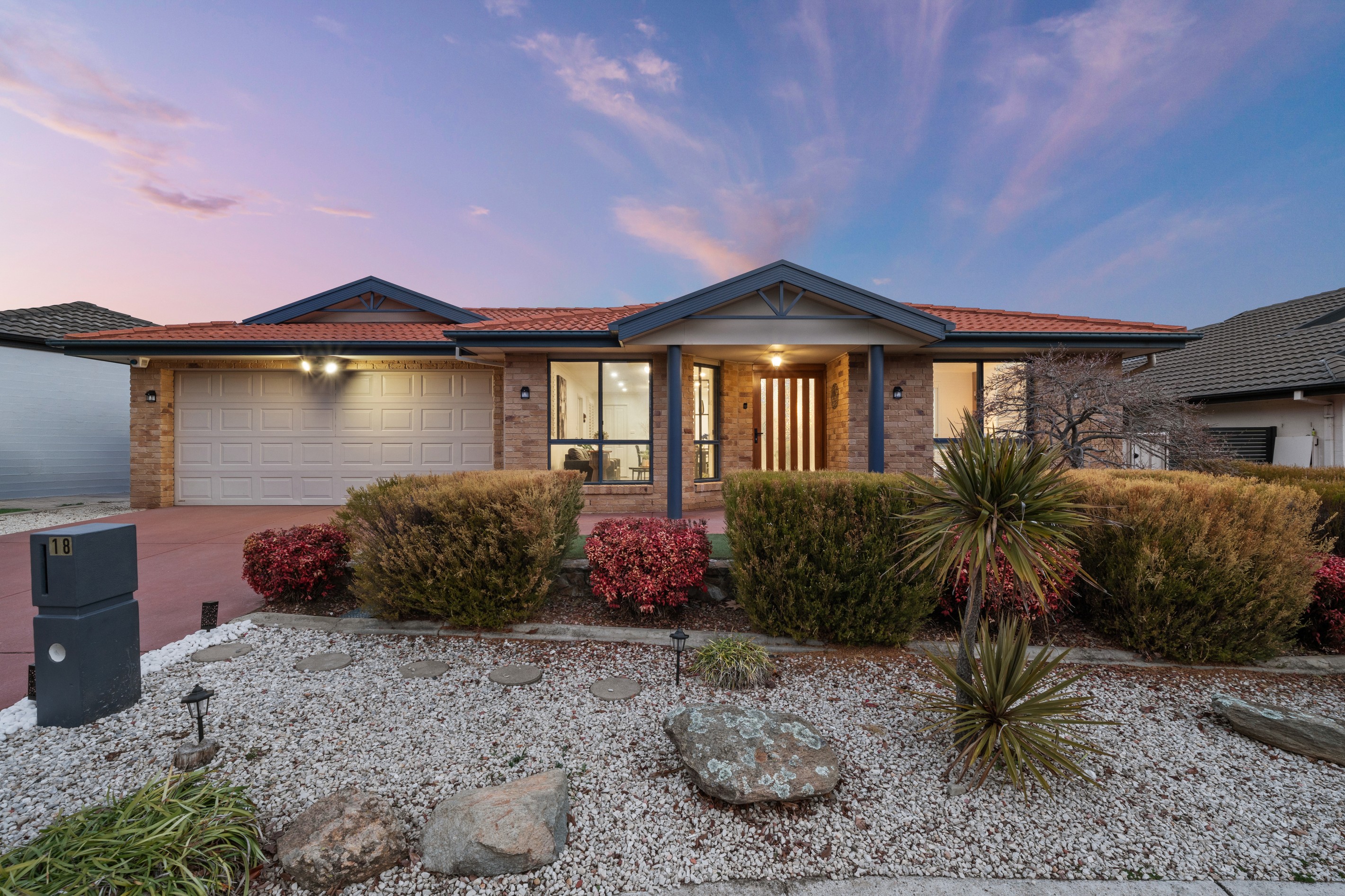 18 Oxenham Circuit, Gordon, ACT 2906