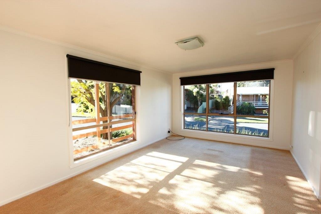 1/82 Newton Avenue, Bell Post Hill, VIC 3215