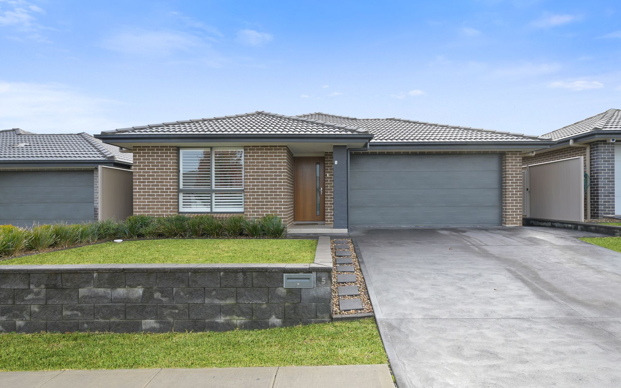 5 Dutton Street, Spring Farm NSW 2570