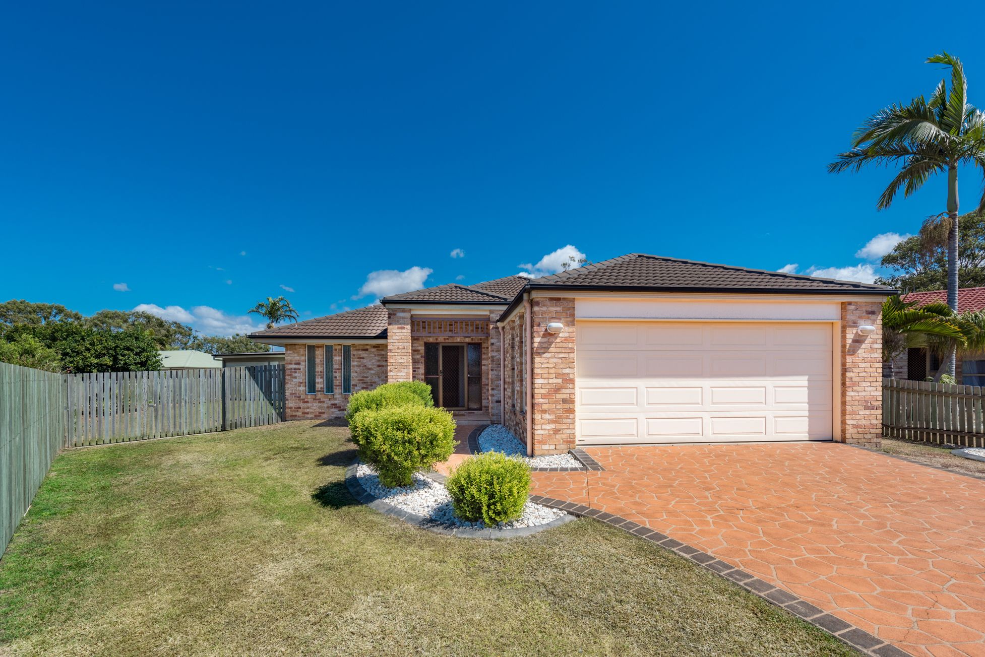 10 Birdwood Crescent, Bargara, QLD 4670