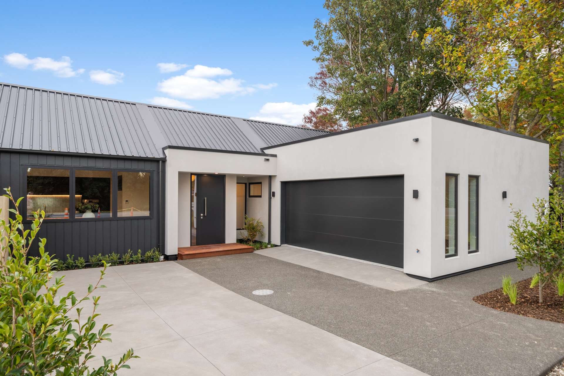 158 Gardiners Road photo 29