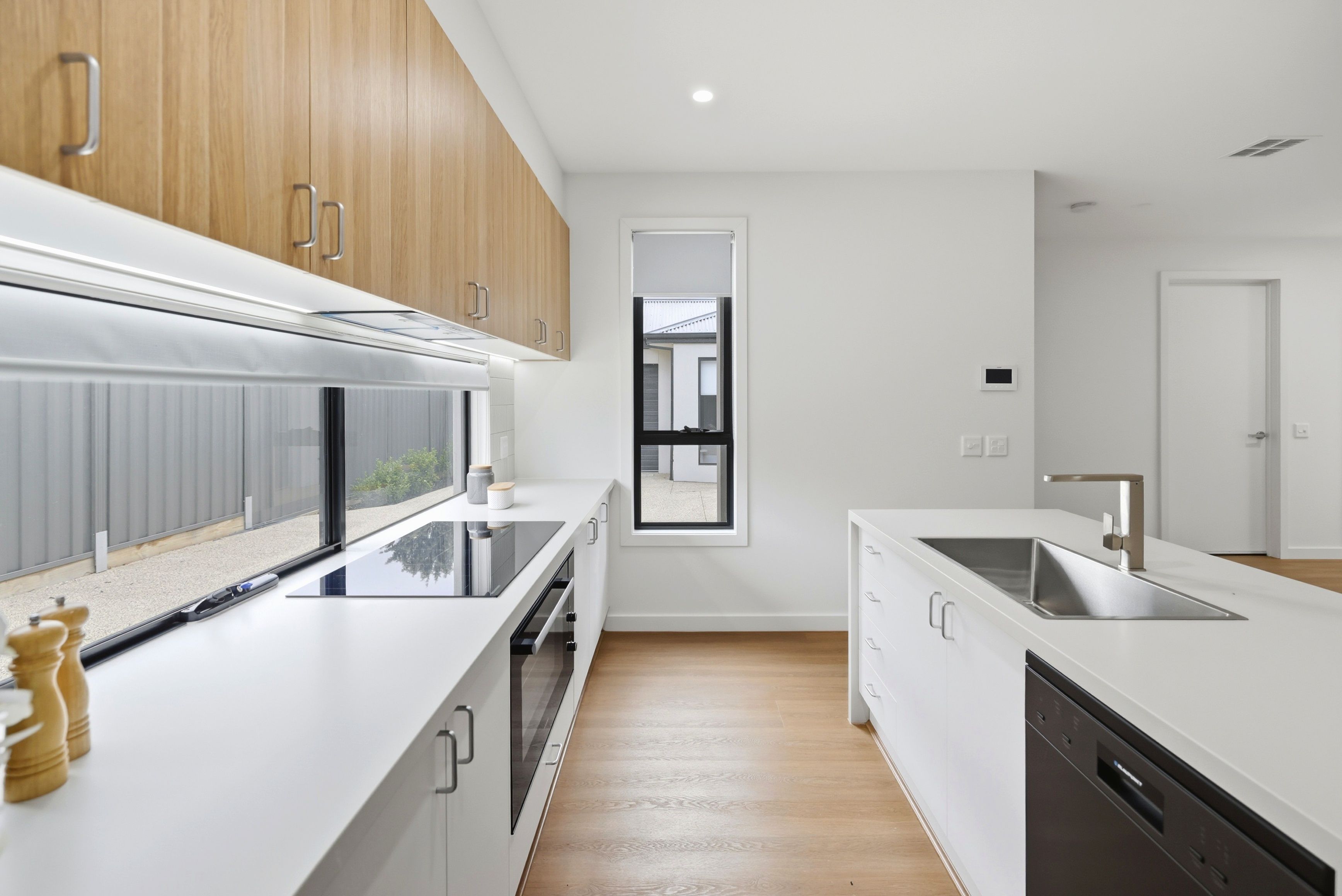 2/40 Dyson Drive, Sunbury, VIC 3429