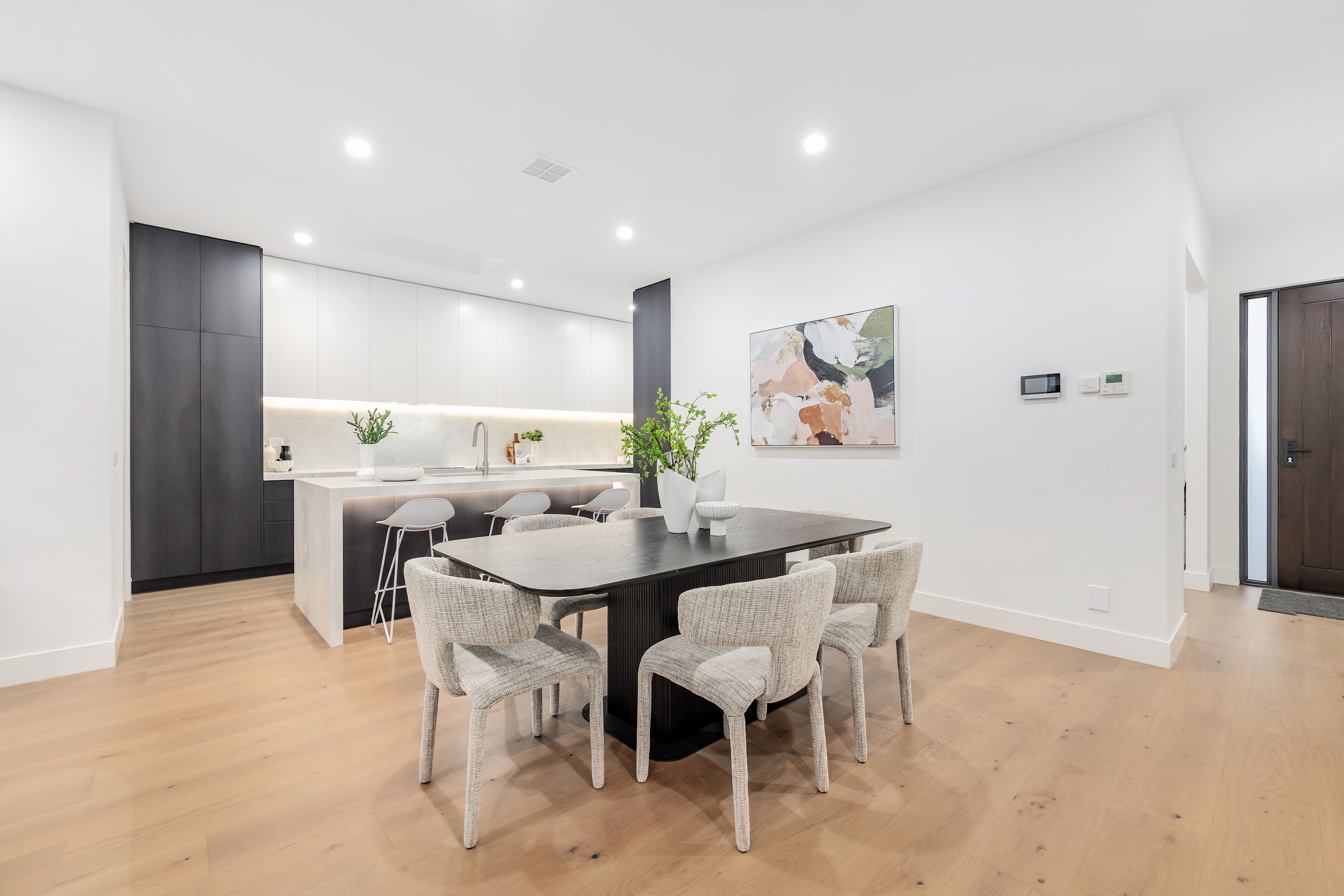 13 Norma Avenue — photo 4 of 10