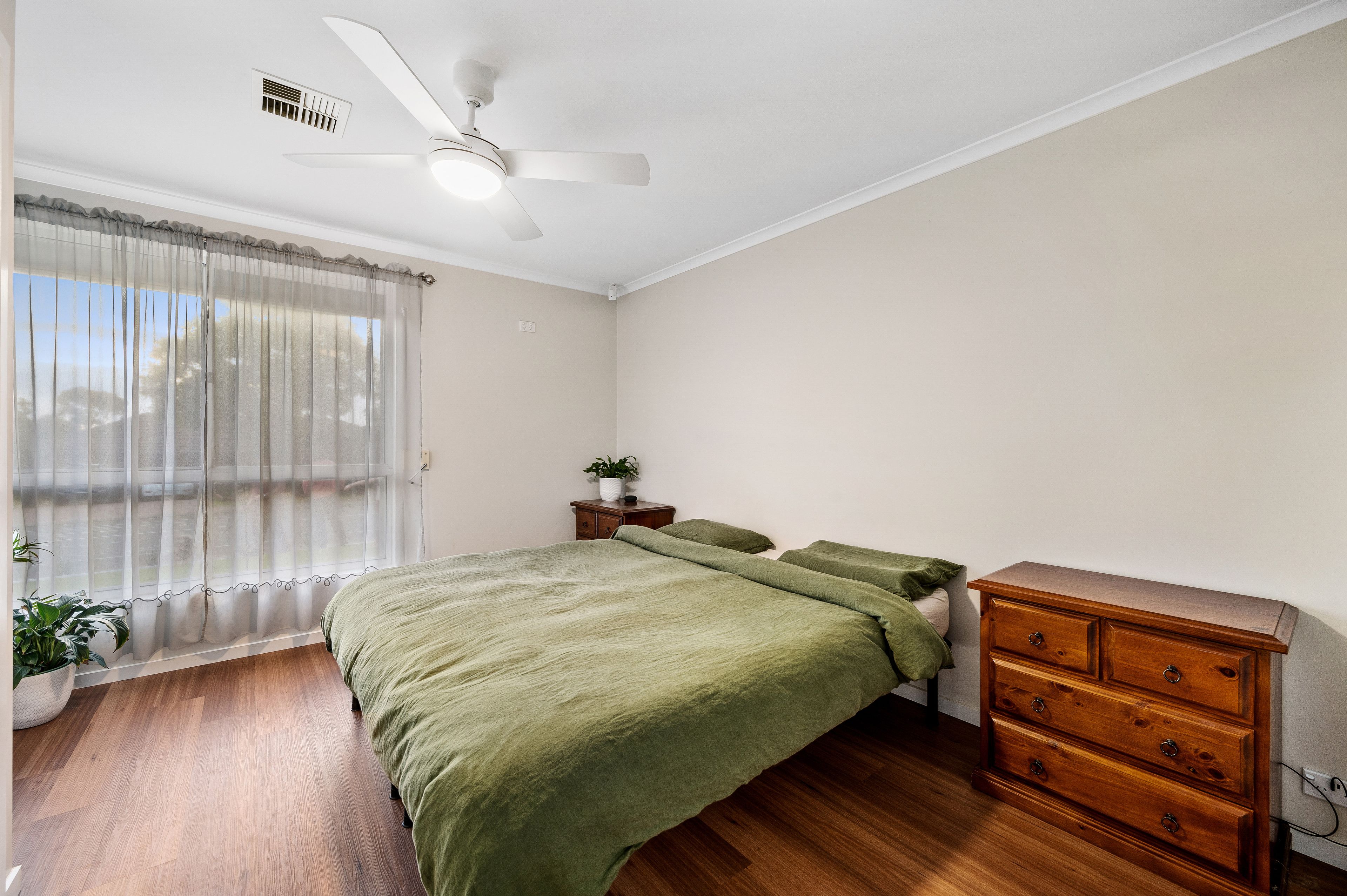 16 Jacaranda Drive, Craigmore, SA 5114