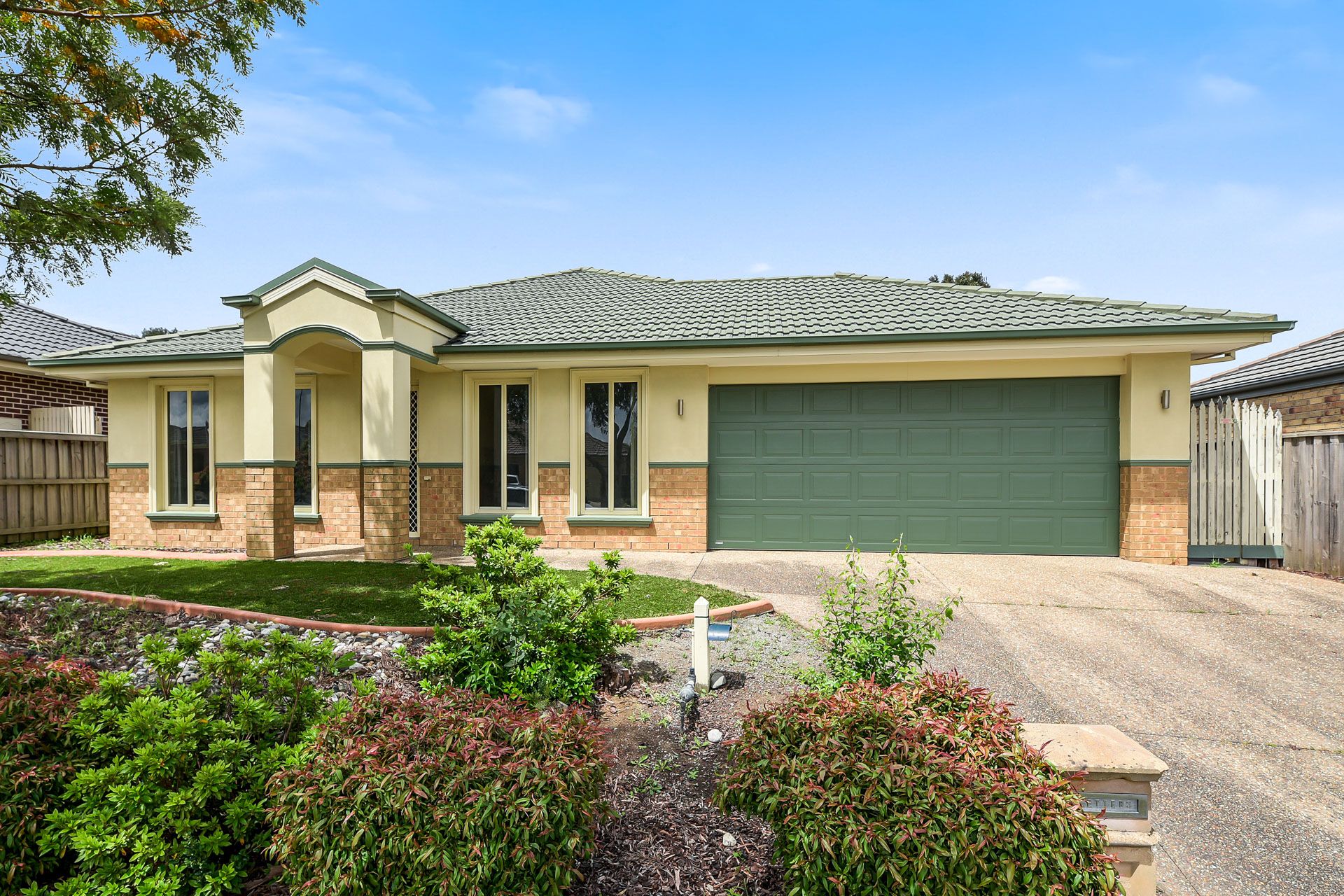 10 Norwich Drive, Berwick VIC 3806