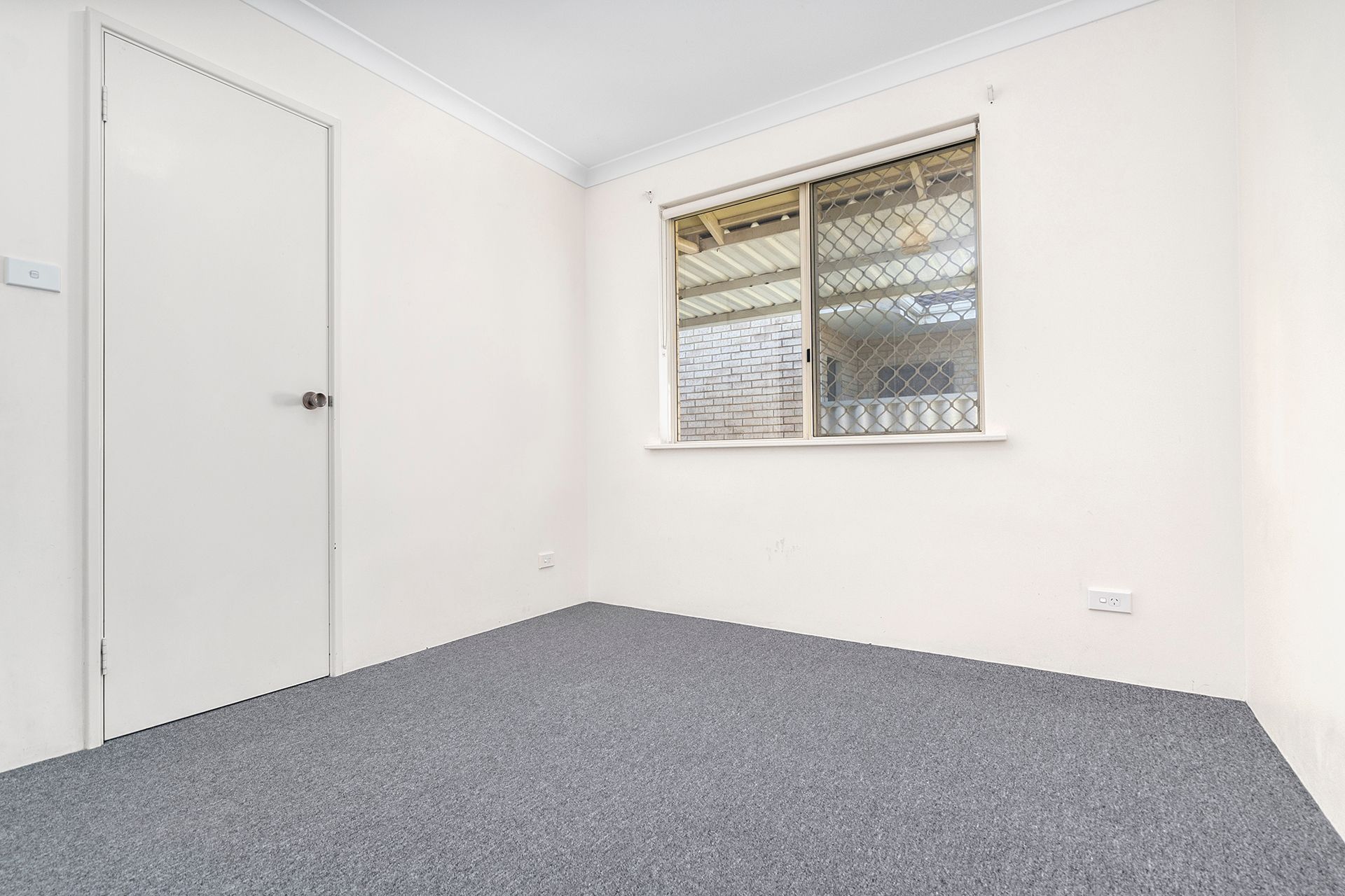 2/238 Willcock Drive, Mahomets Flats, WA 6530