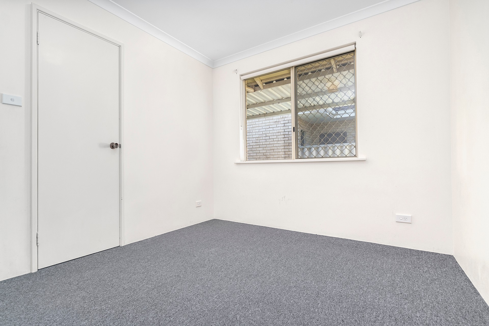 2/238 Willcock Drive, Mahomets Flats, WA 6530