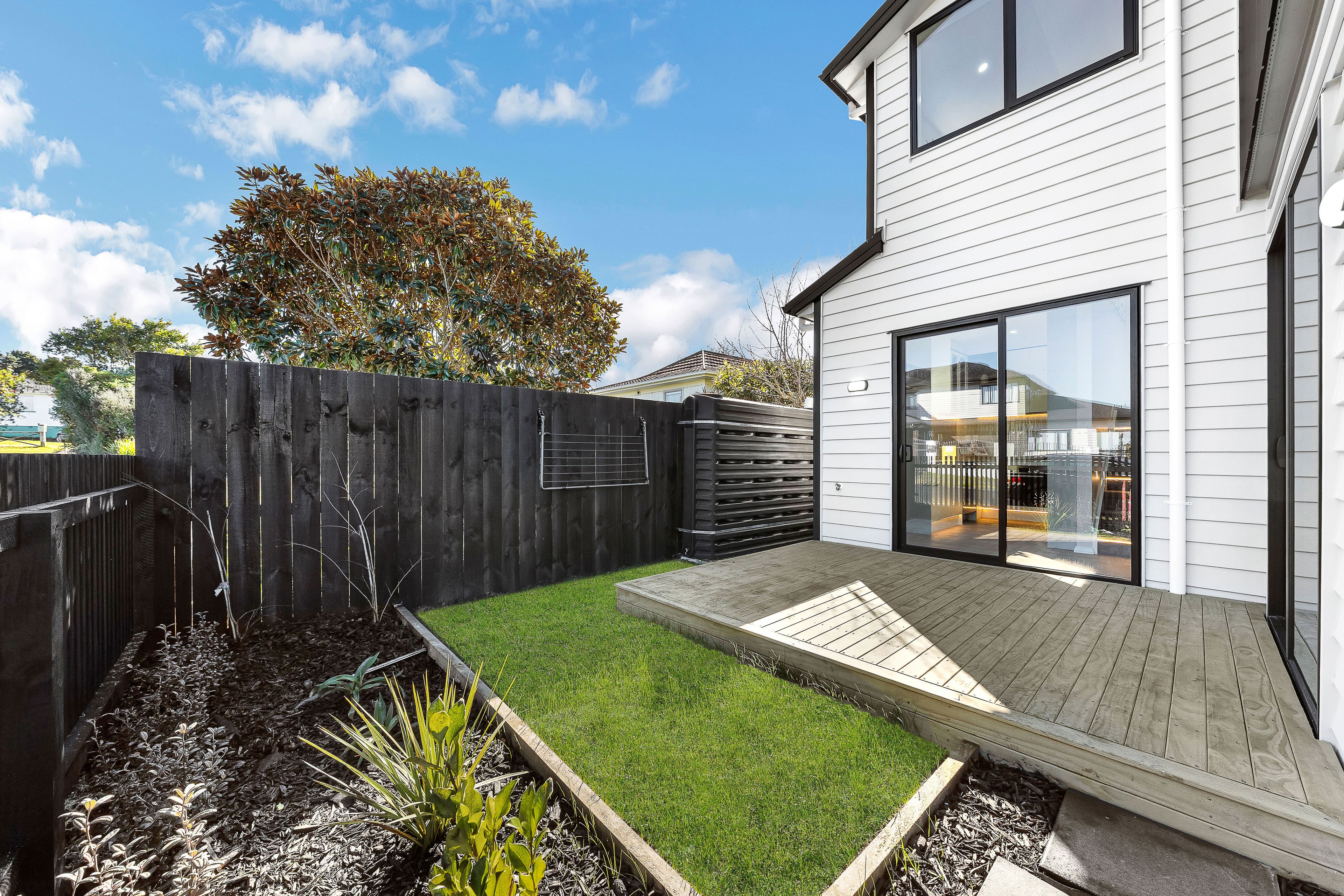 17 Lisa Rise, Half Moon Bay, Manukau City