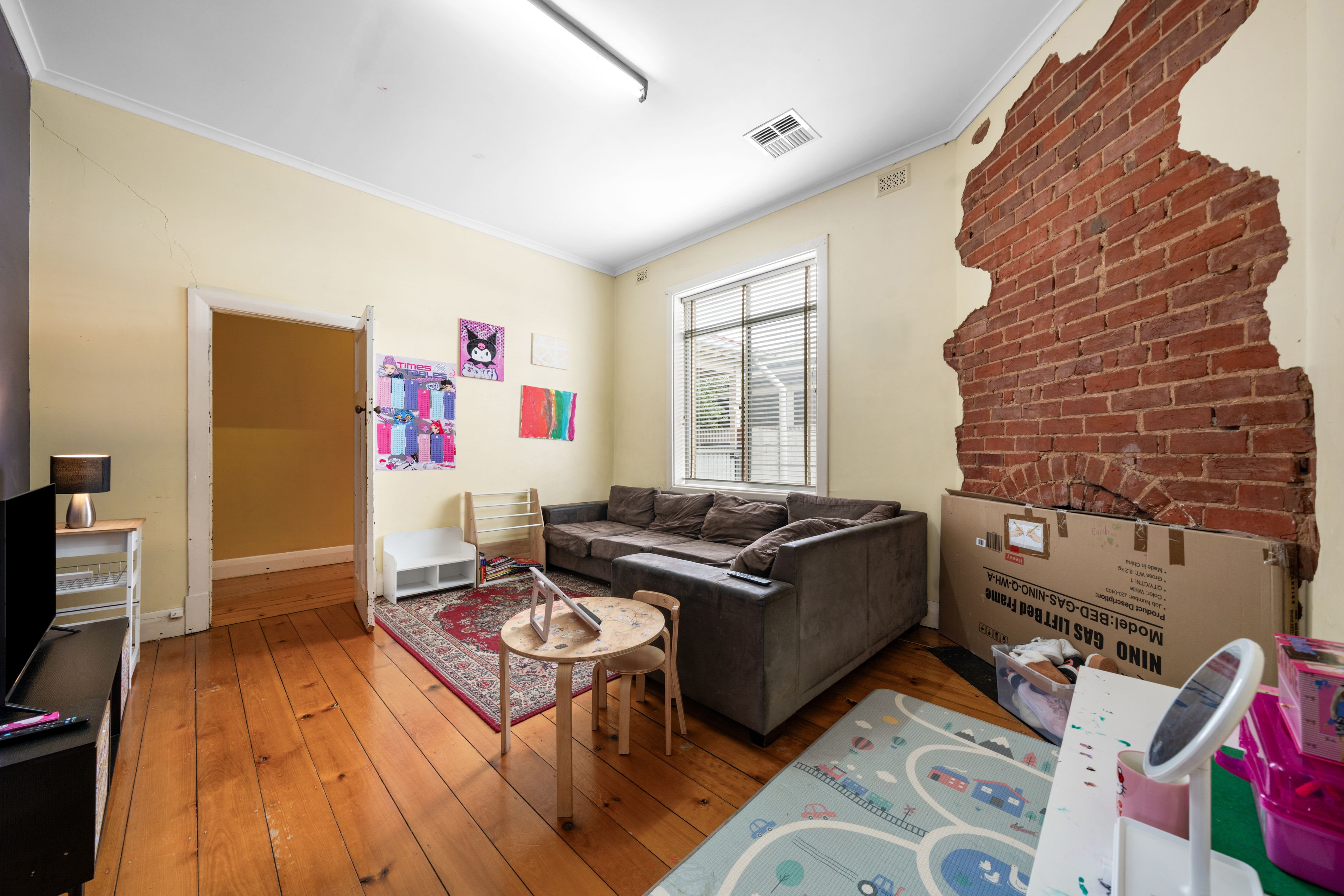 28 Reynell Street — photo 4 of 20