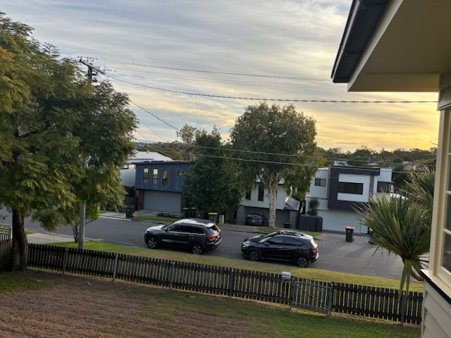 33 Dundonald Street, Everton Park, QLD 4053