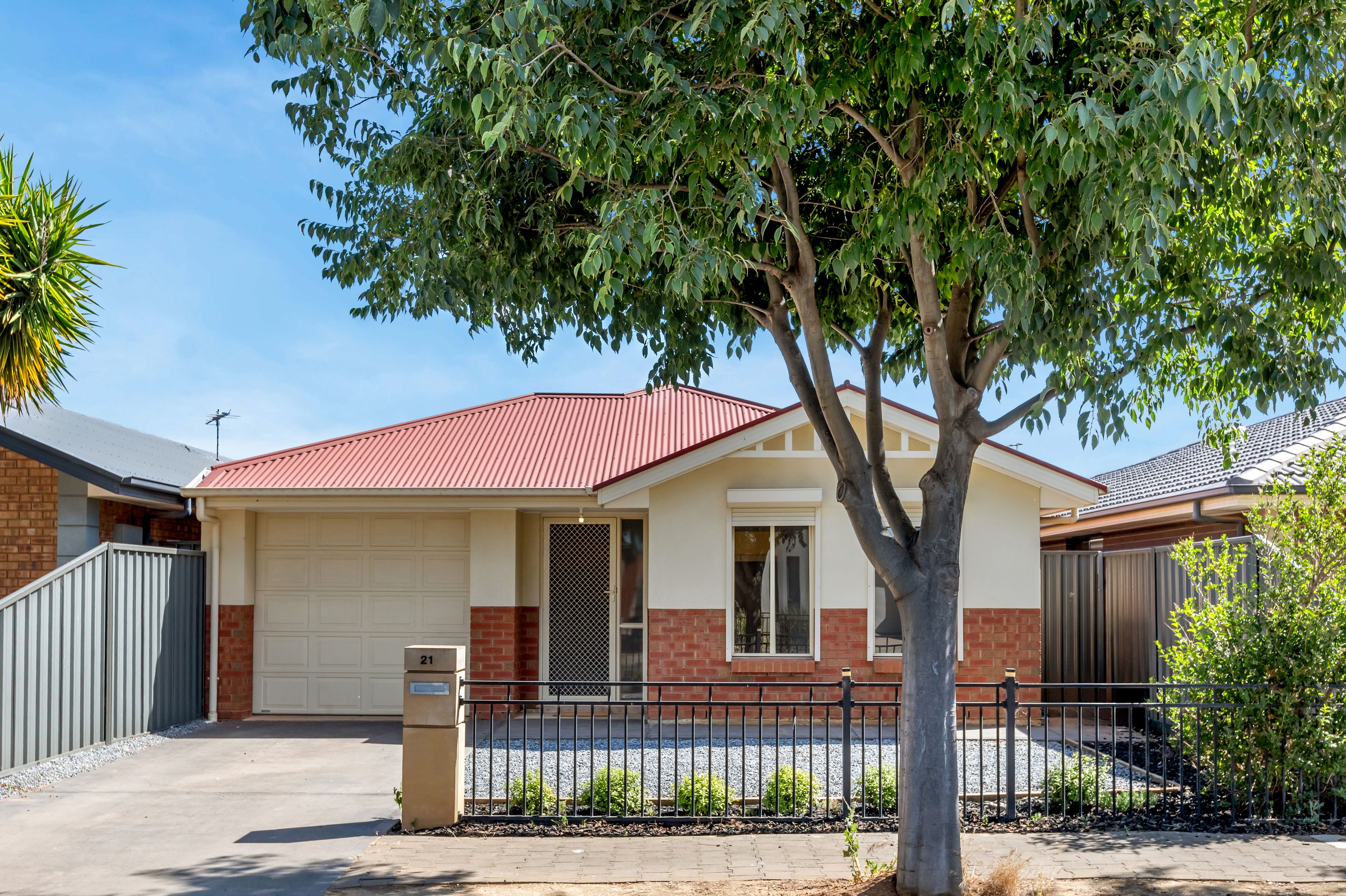 21 St Germain Avenue, Andrews Farm, SA 5114