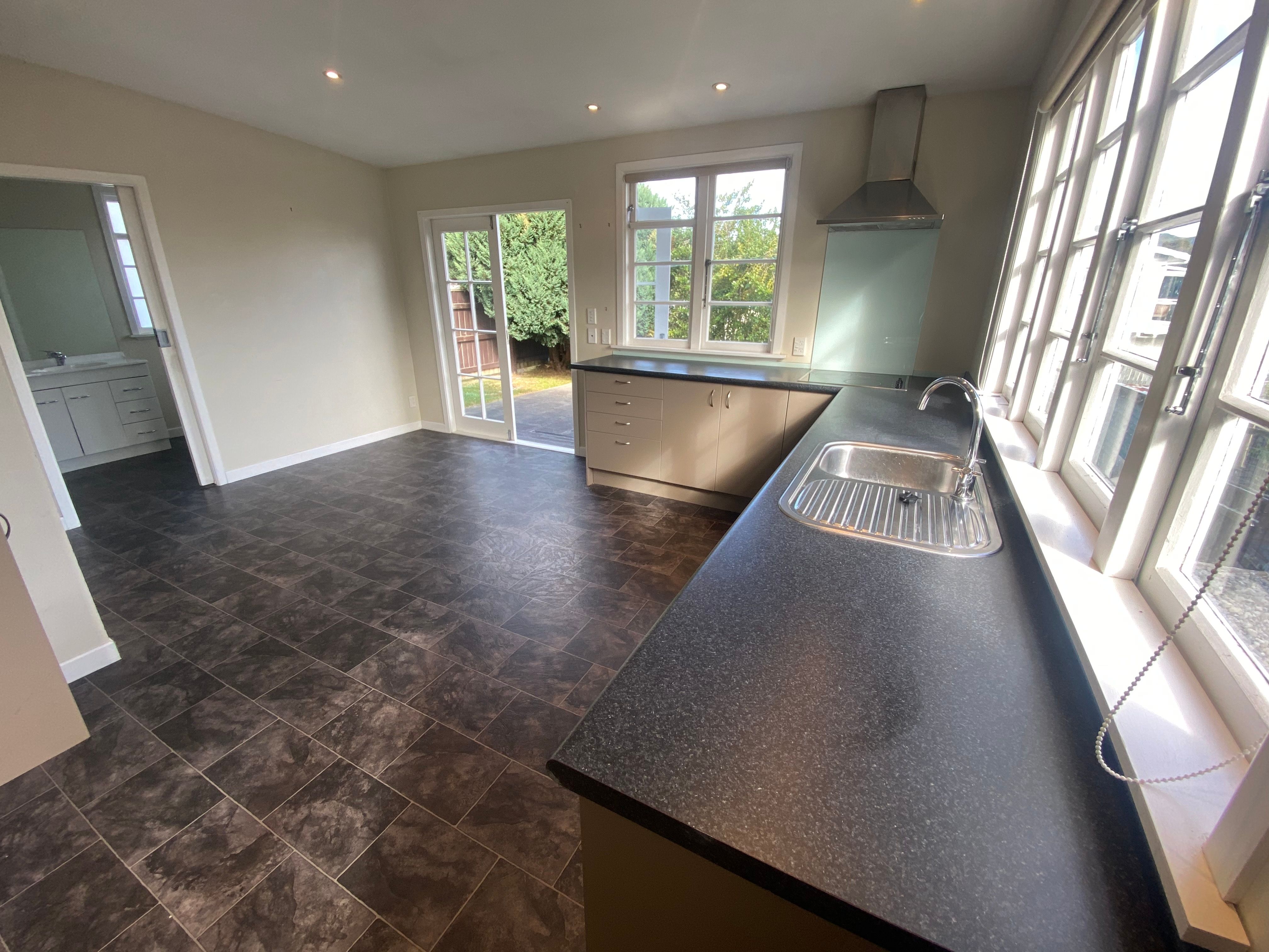 8 Owen Street, Belmont, Lower Hutt City