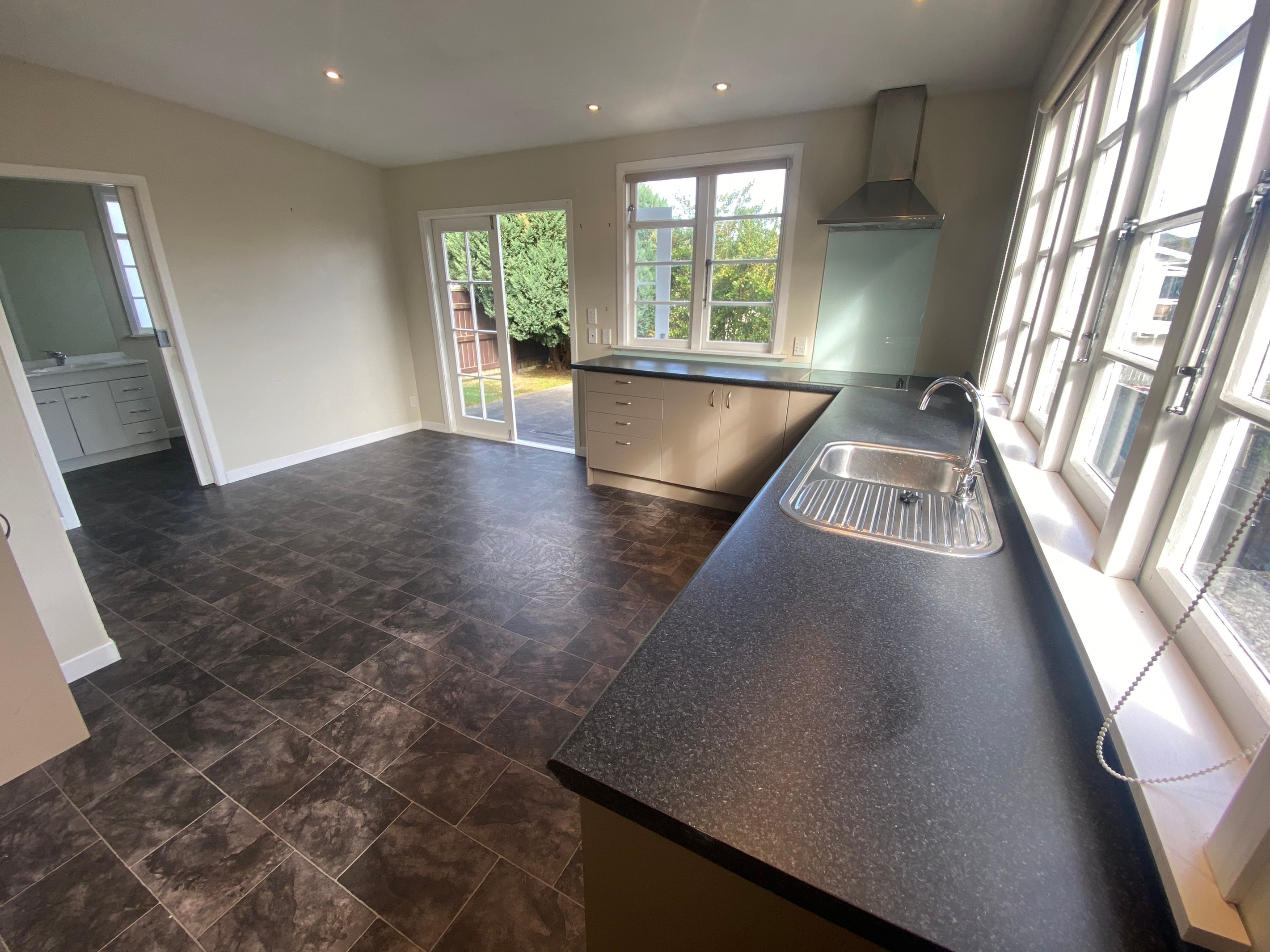 8 Owen Street, Belmont, Lower Hutt City