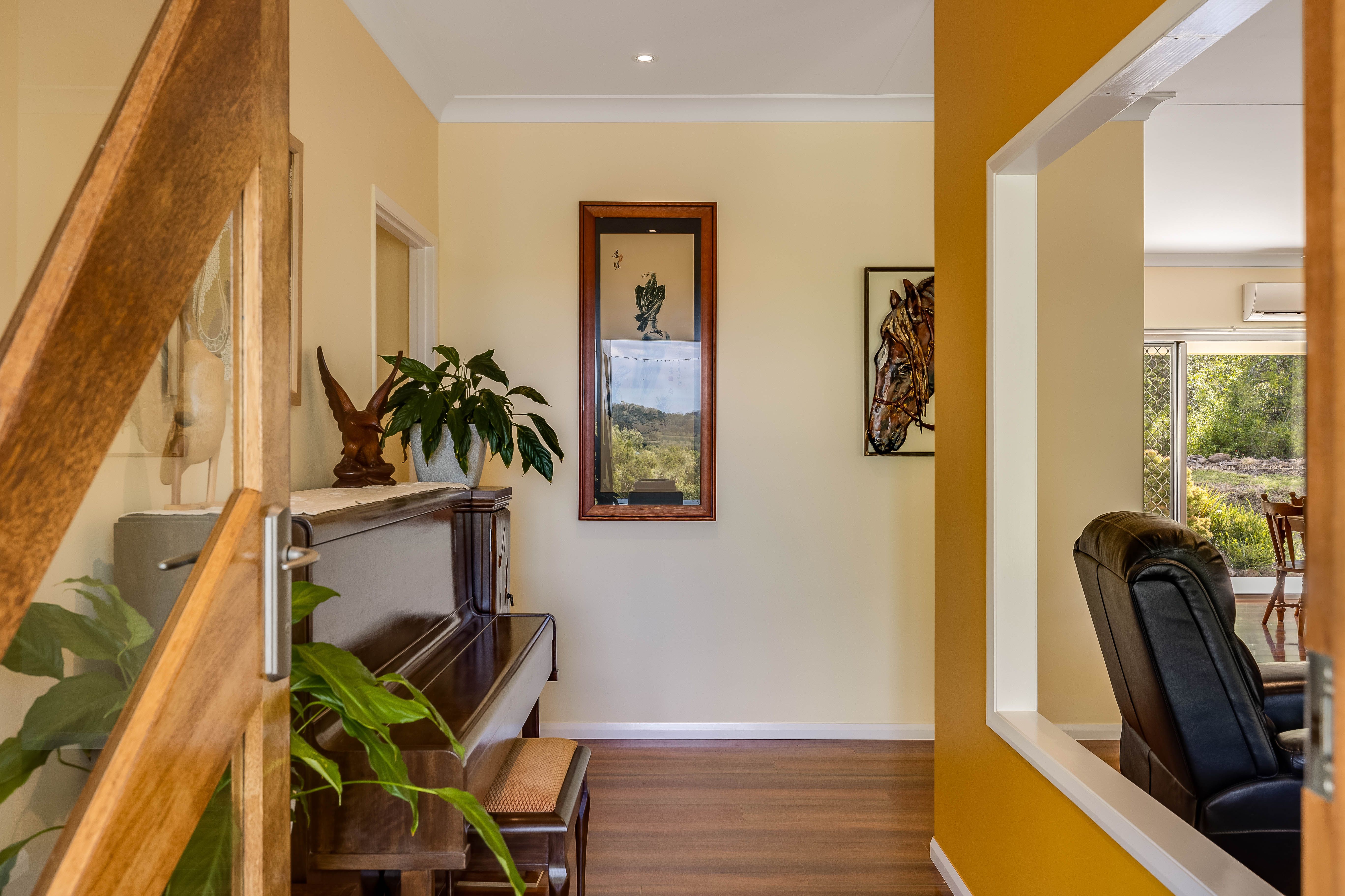 327 Stower Road, Linthorpe, QLD 4356