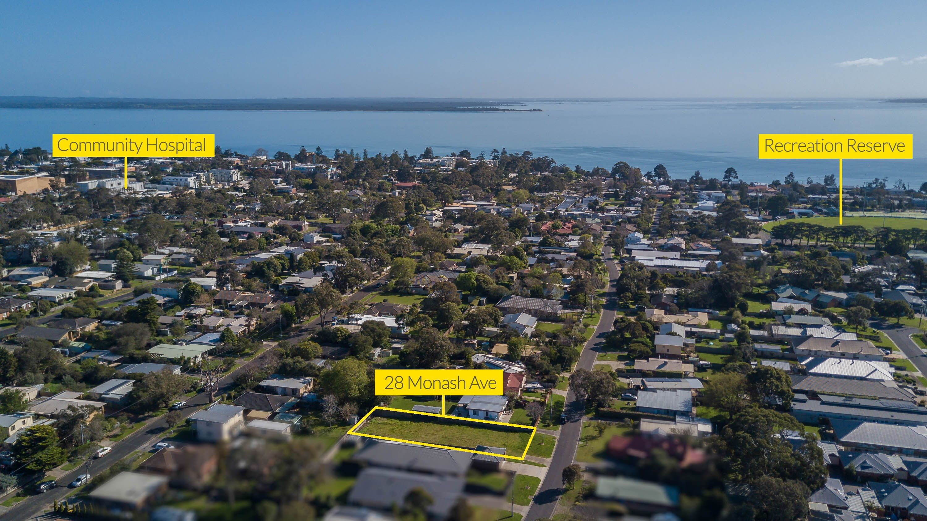 28 Monash Avenue — photo 3 of 5