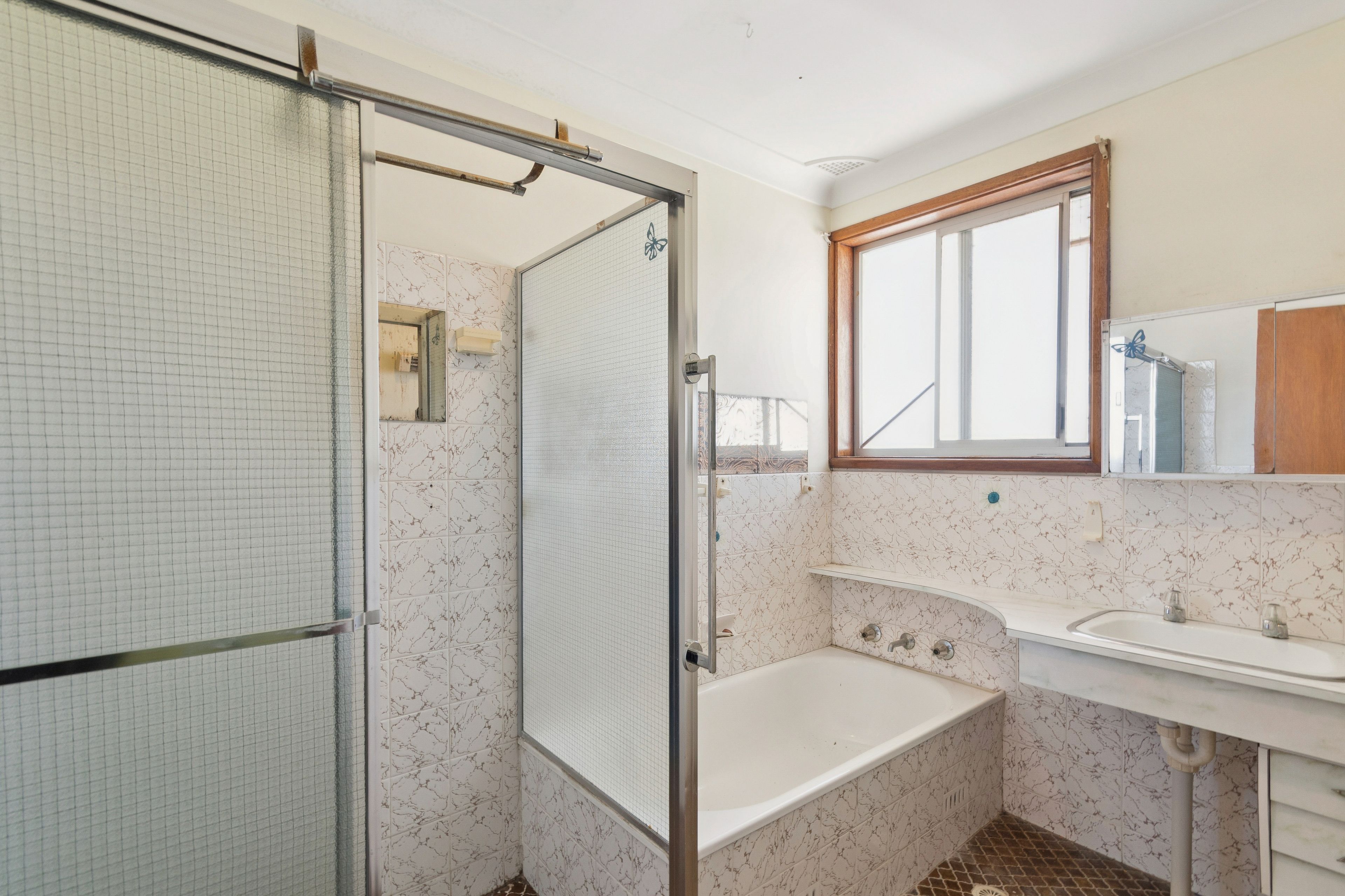 163 Burke Road — photo 9 of 11
