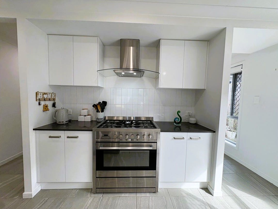 62 Macadamia Street — photo 3 of 15