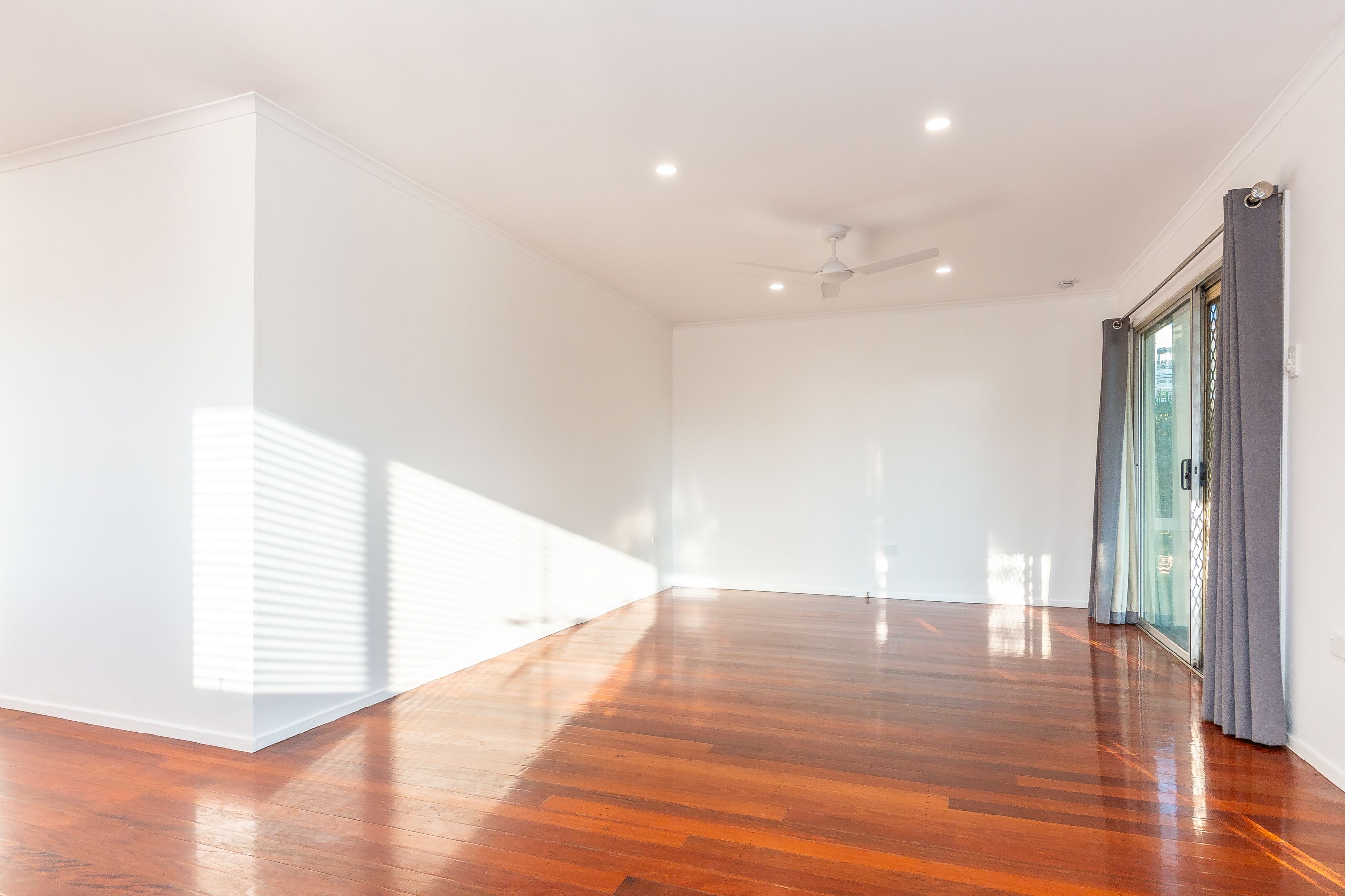 16 Lilla Street — photo 6 of 18