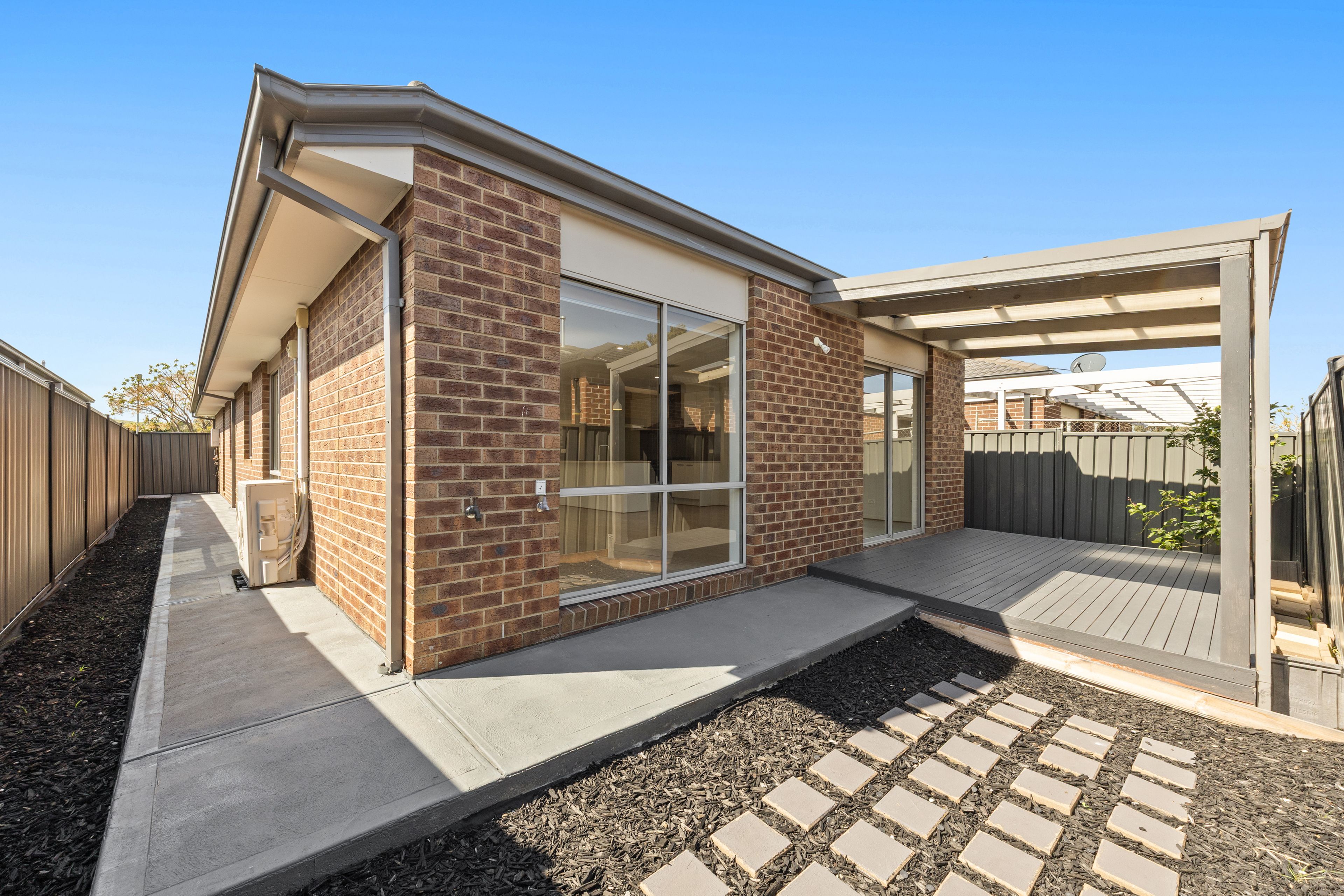 24 Monvida Street — photo 12 of 12