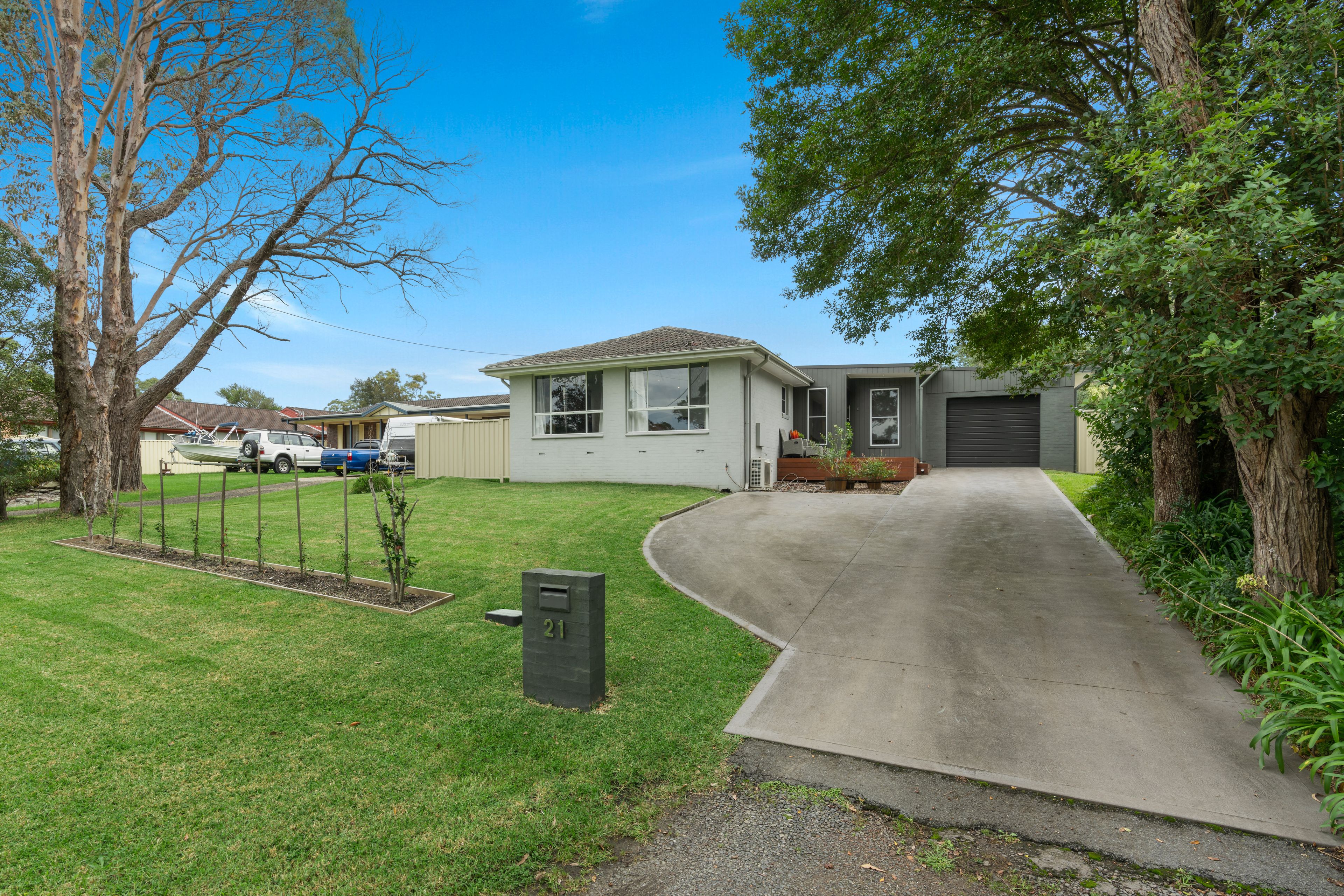 21 Bowada Street, Bomaderry, NSW 2541 Sold House Ray White South