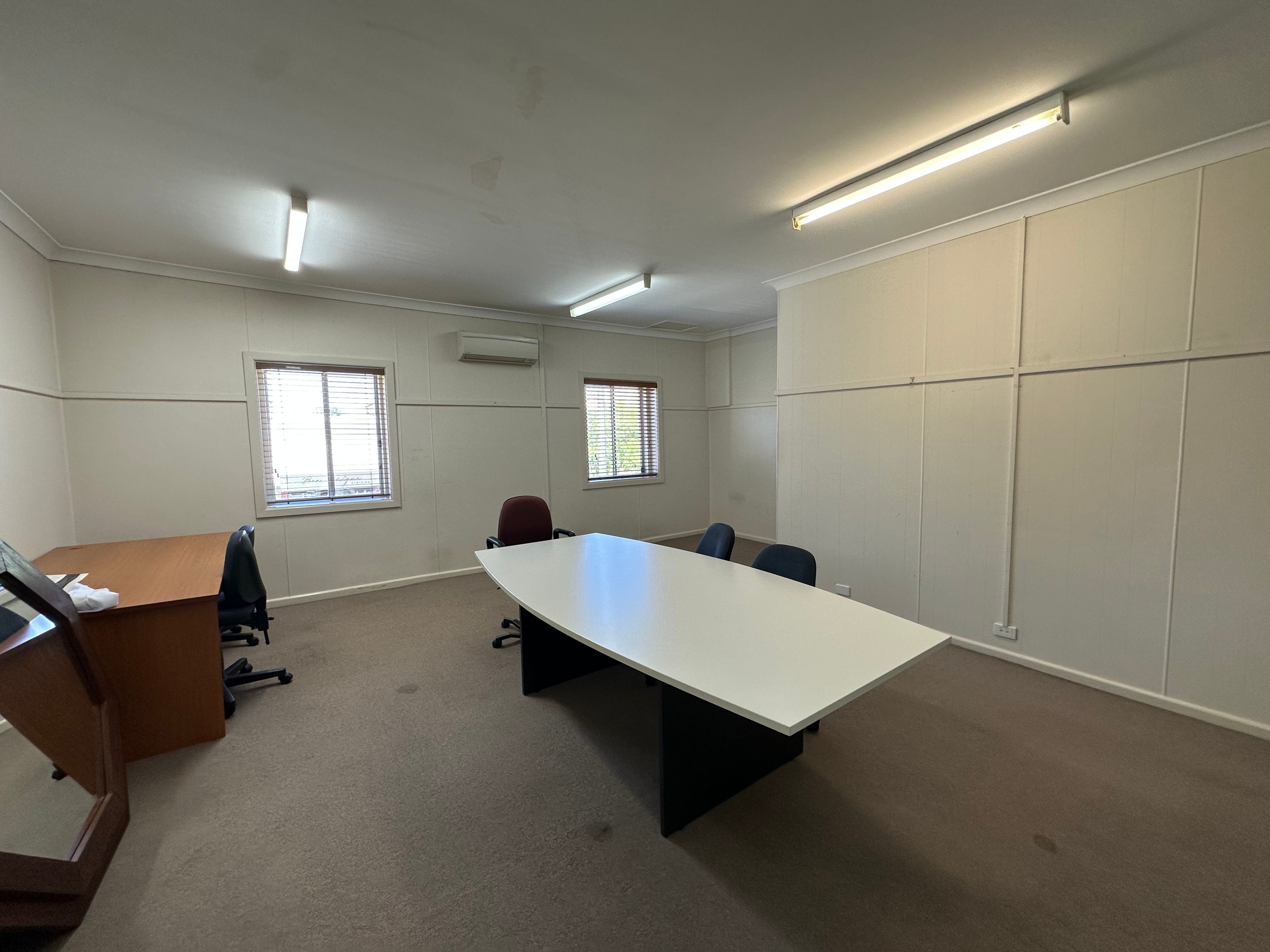 1-2/123a Boorowa Street, Young, NSW 2594