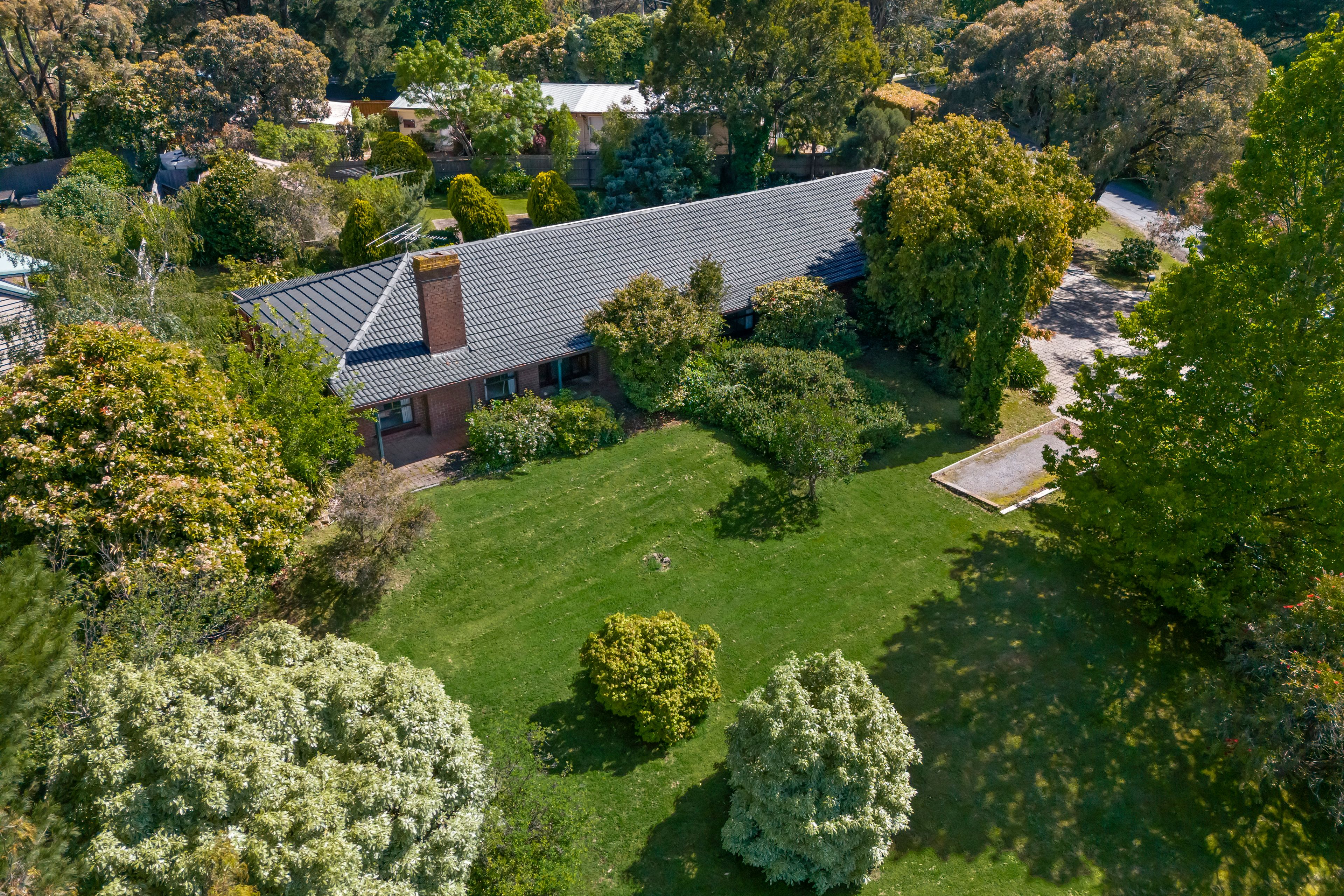 41 Emerald Avenue, Macedon VIC 3440