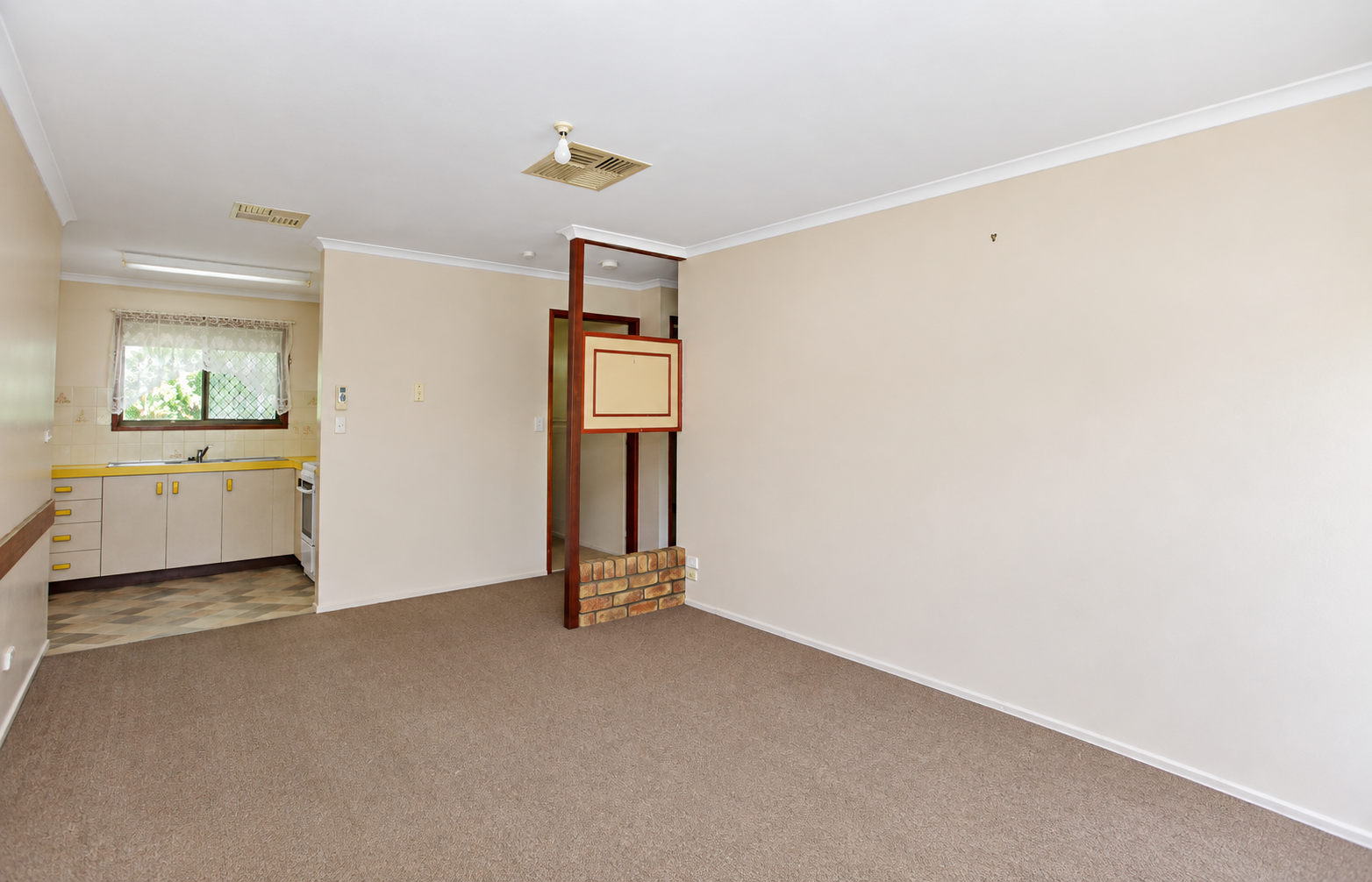 1/59 Mclean Street — photo 3 of 6