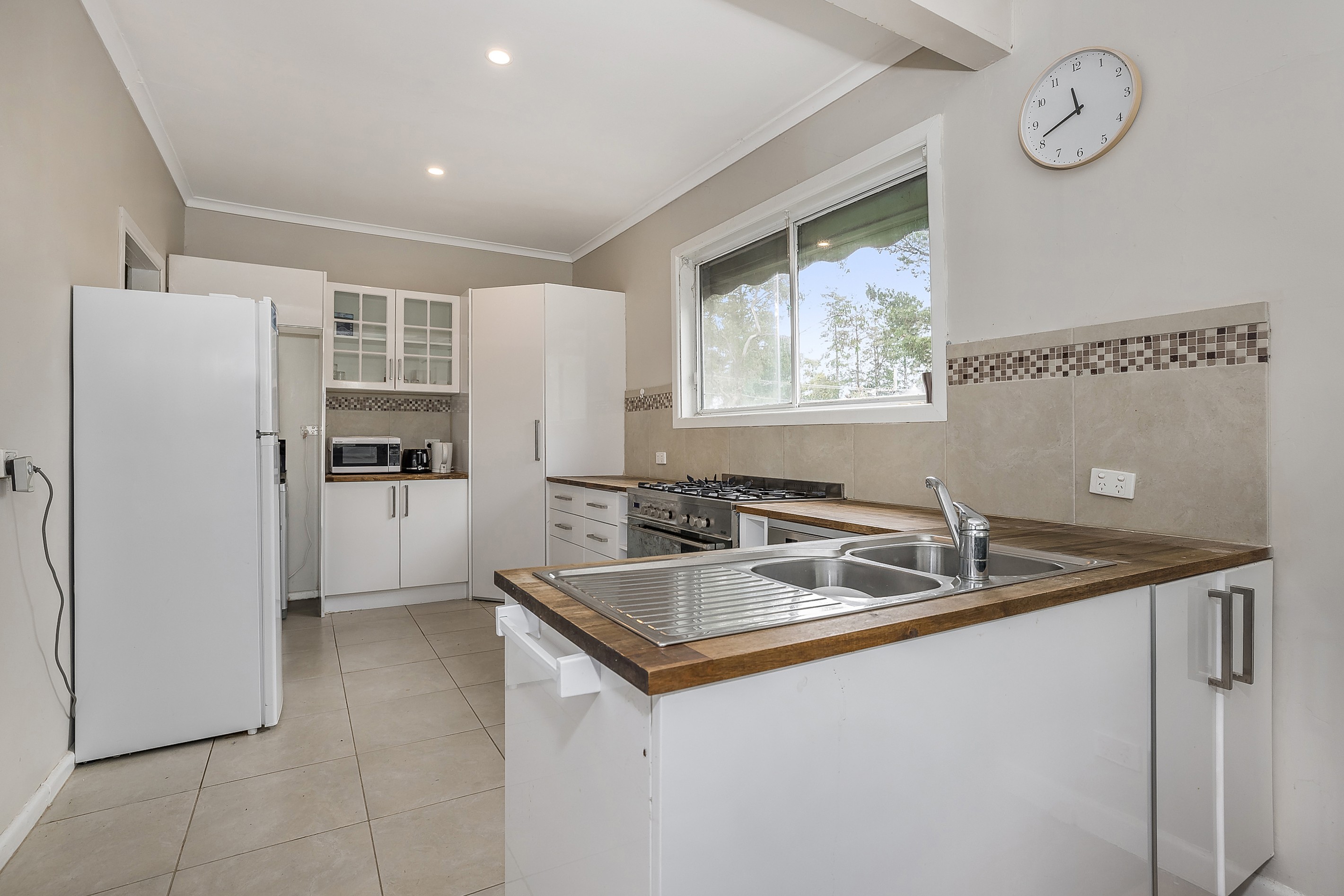 47 Cambridge Road, Mooroolbark, VIC 3138