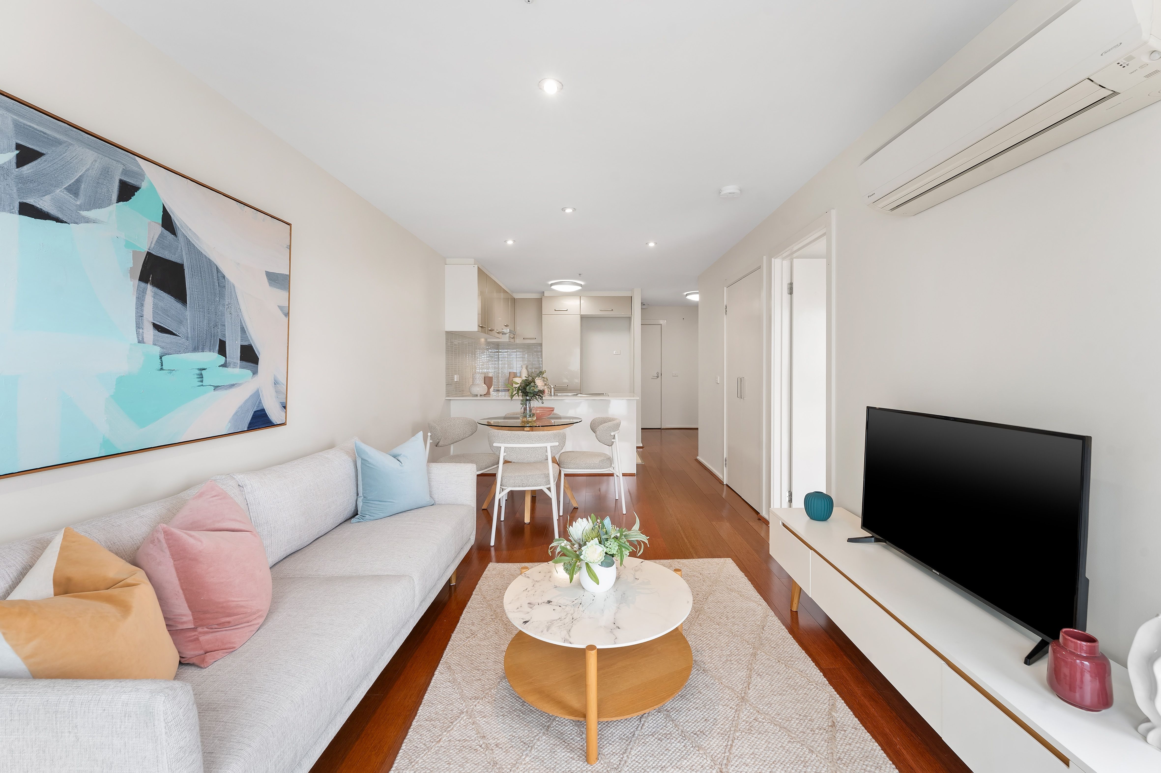 Unit 1, L2/315-319 Huntingdale Road, Chadstone, VIC 3148