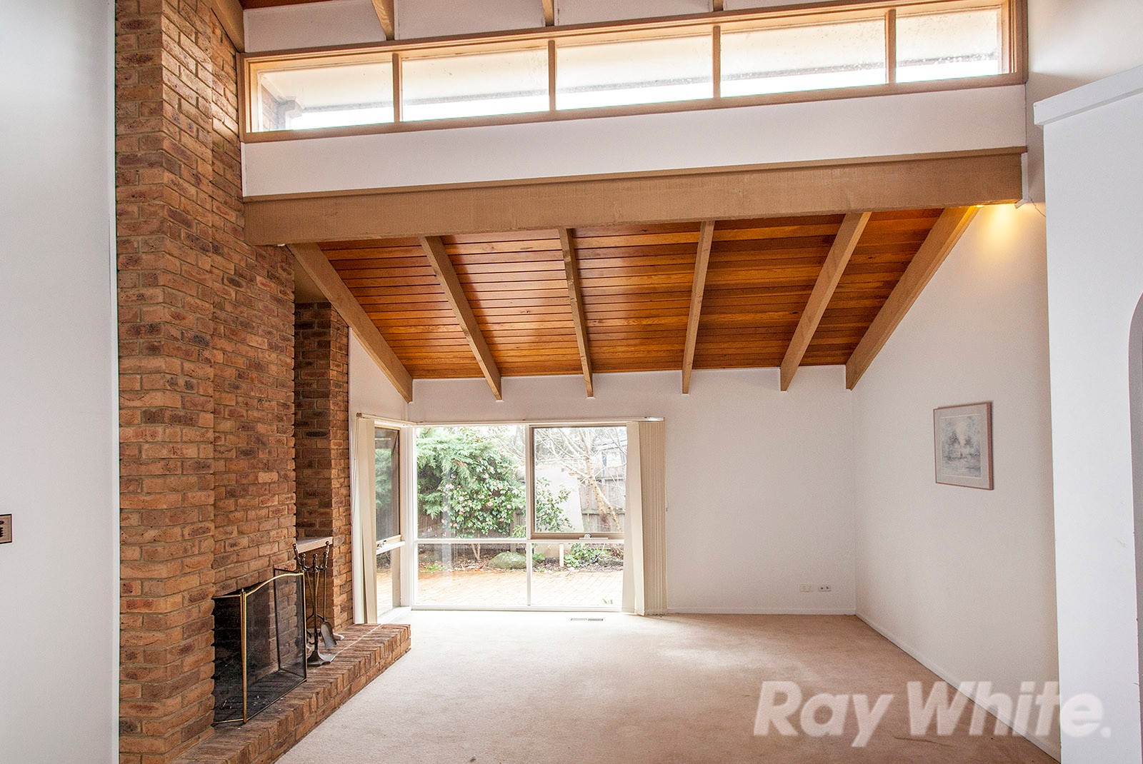 4 Sheraton Close, Burwood East, VIC 3151