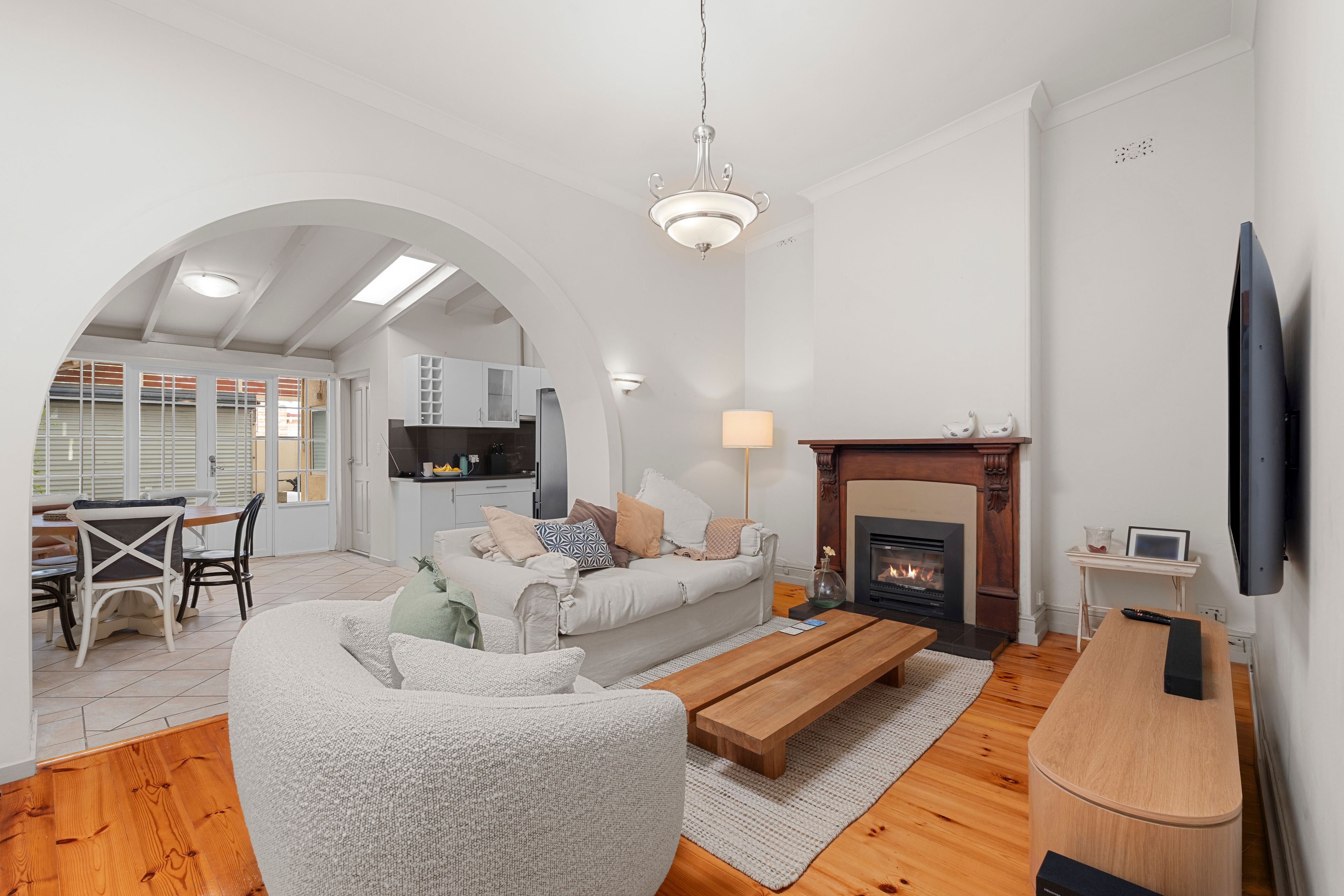 27 Gordon Street — photo 3 of 18