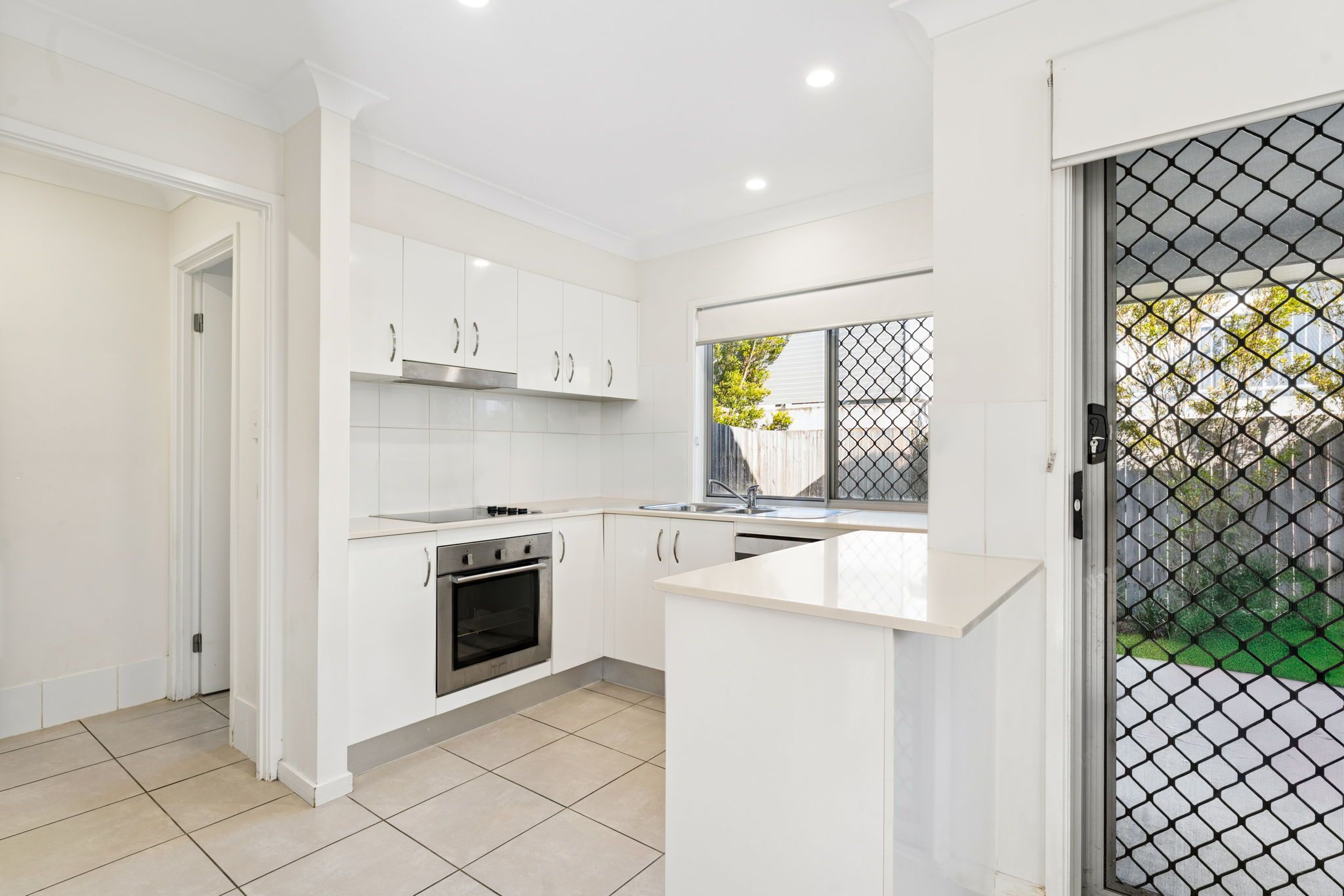 13/63 Harlen Road — photo 5 of 17