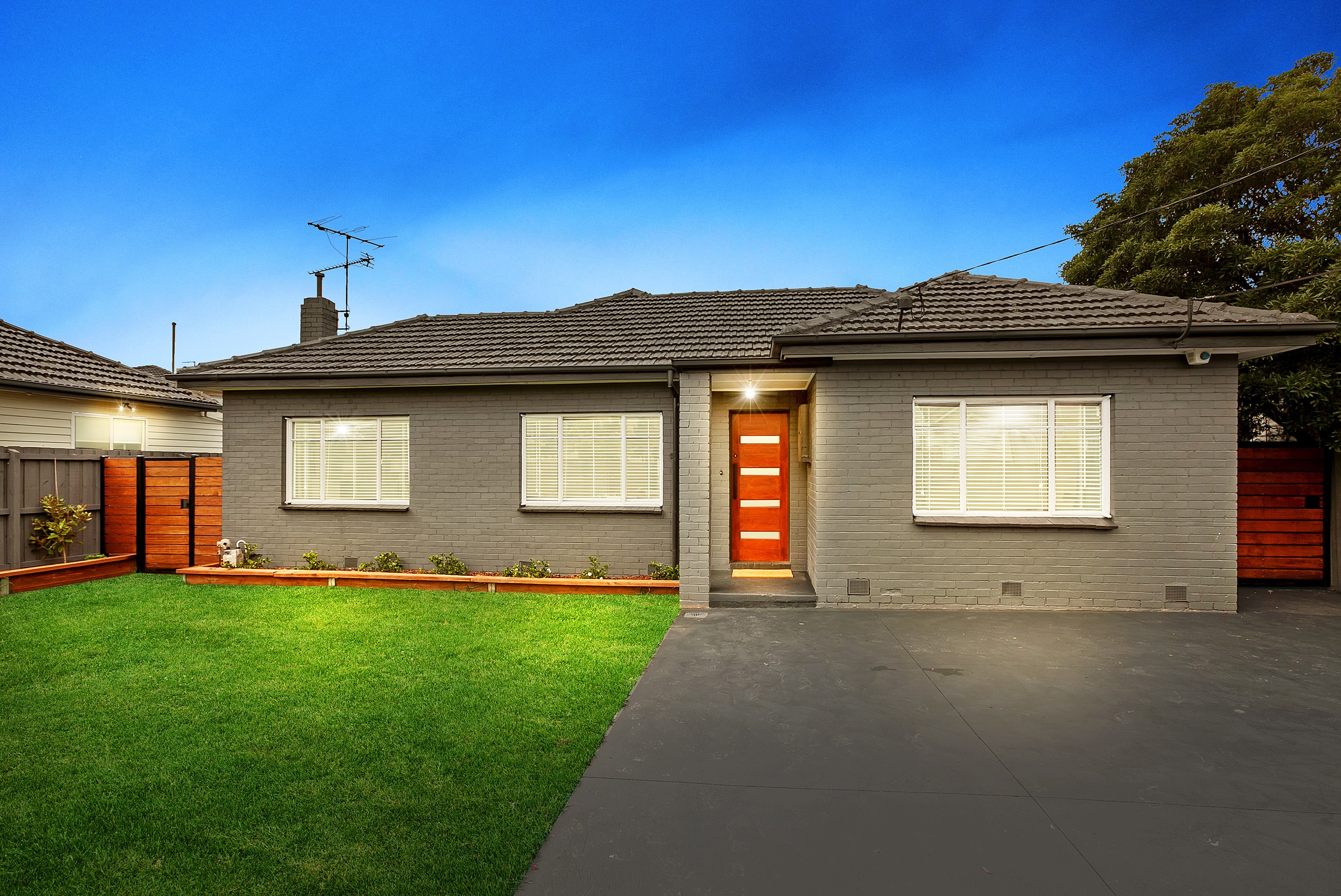 17 Elsey Road, Reservoir, VIC 3073