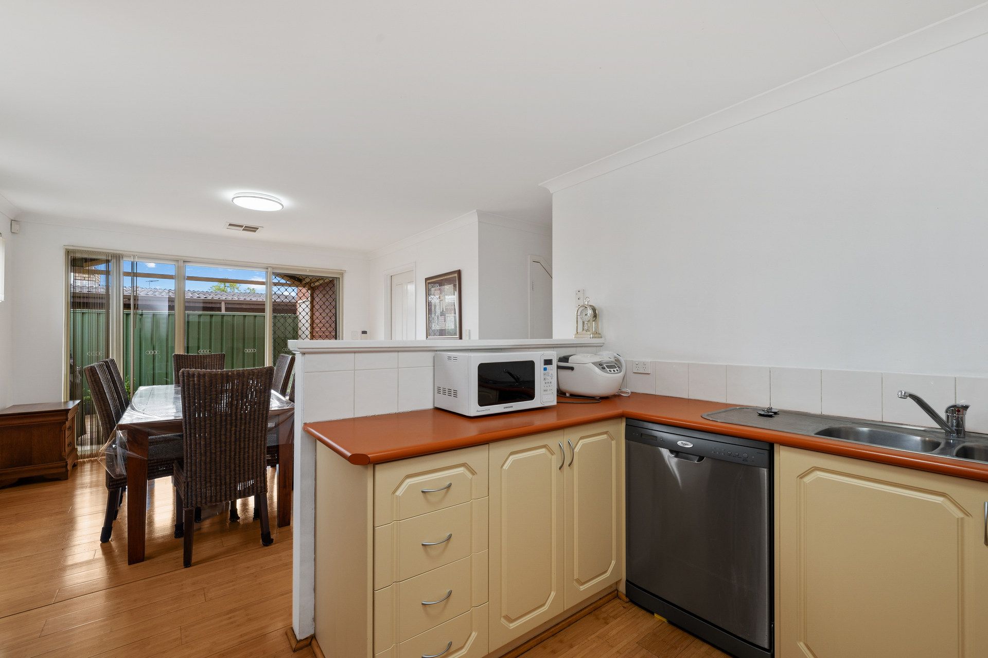 Stylish Double Storey Living in an Unbeatable Kewdale Location — photo 4 of 18