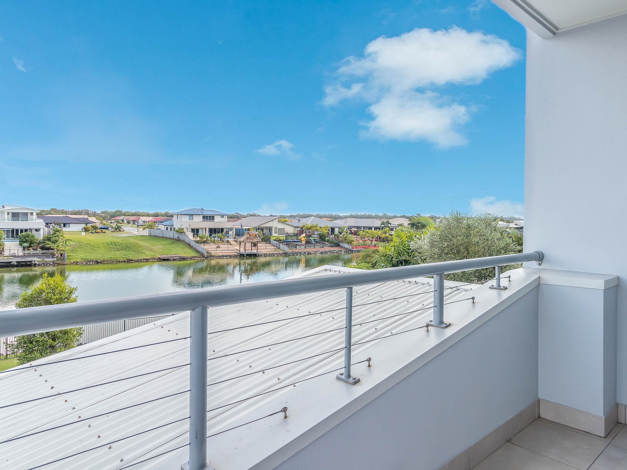 44 Earl St Vincent Circuit, Eli Waters, QLD 4655