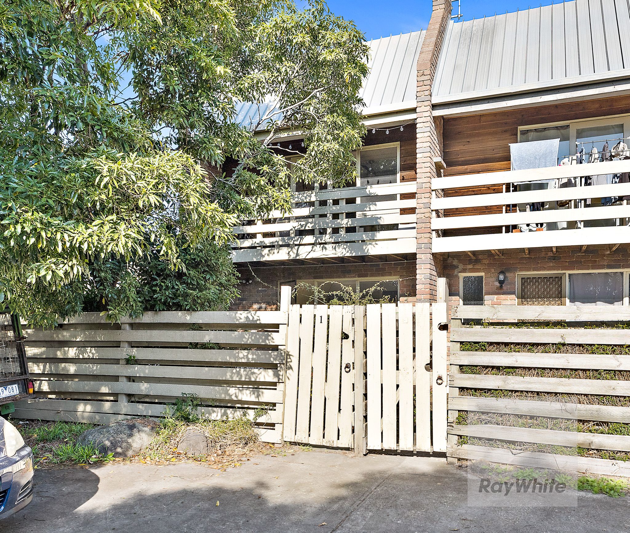 1/29 Settlement Road — photo from Ray White Bundoora