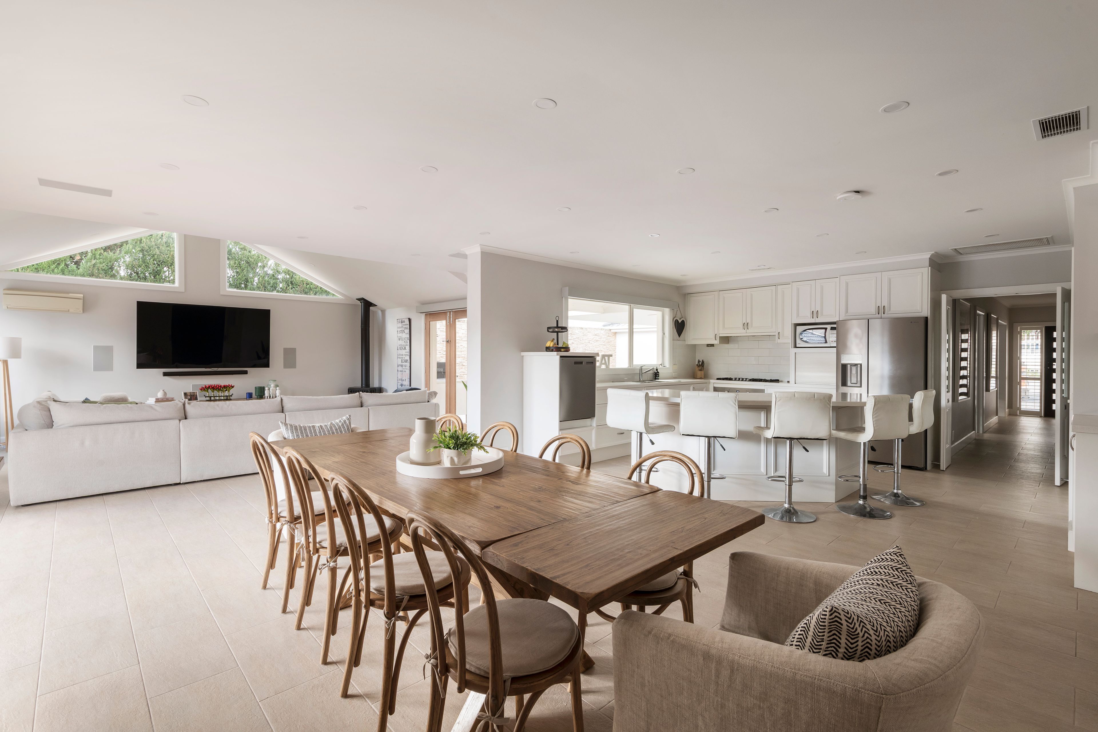 11 Chestnut Street — photo 4 of 18