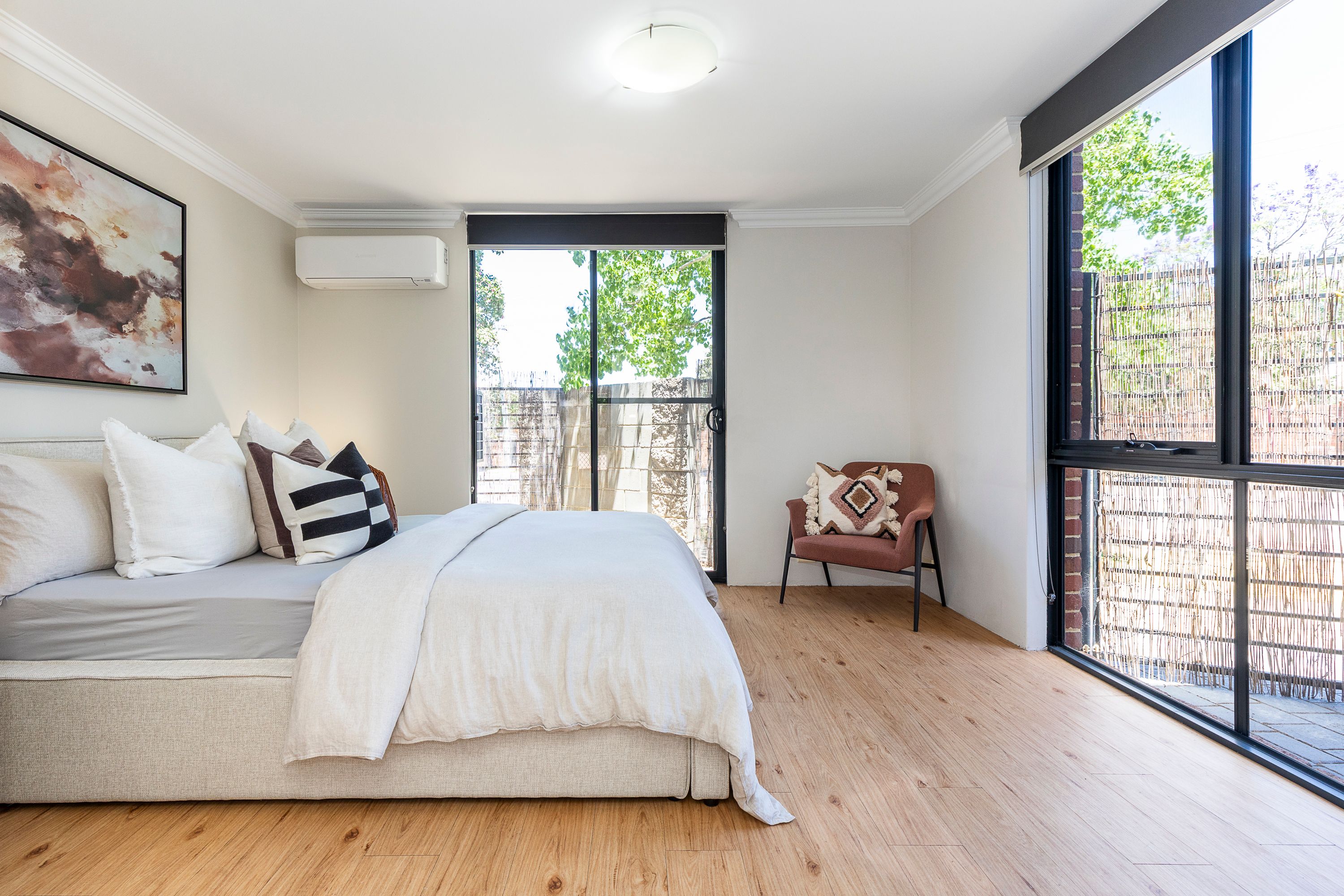 104 Scarborough Beach Road, Mount Hawthorn WA 6016