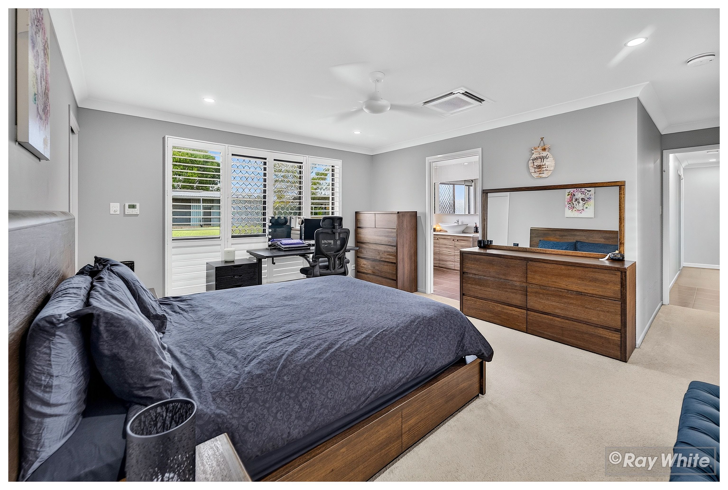 74 Elizabeth Street — photo 9 of 30