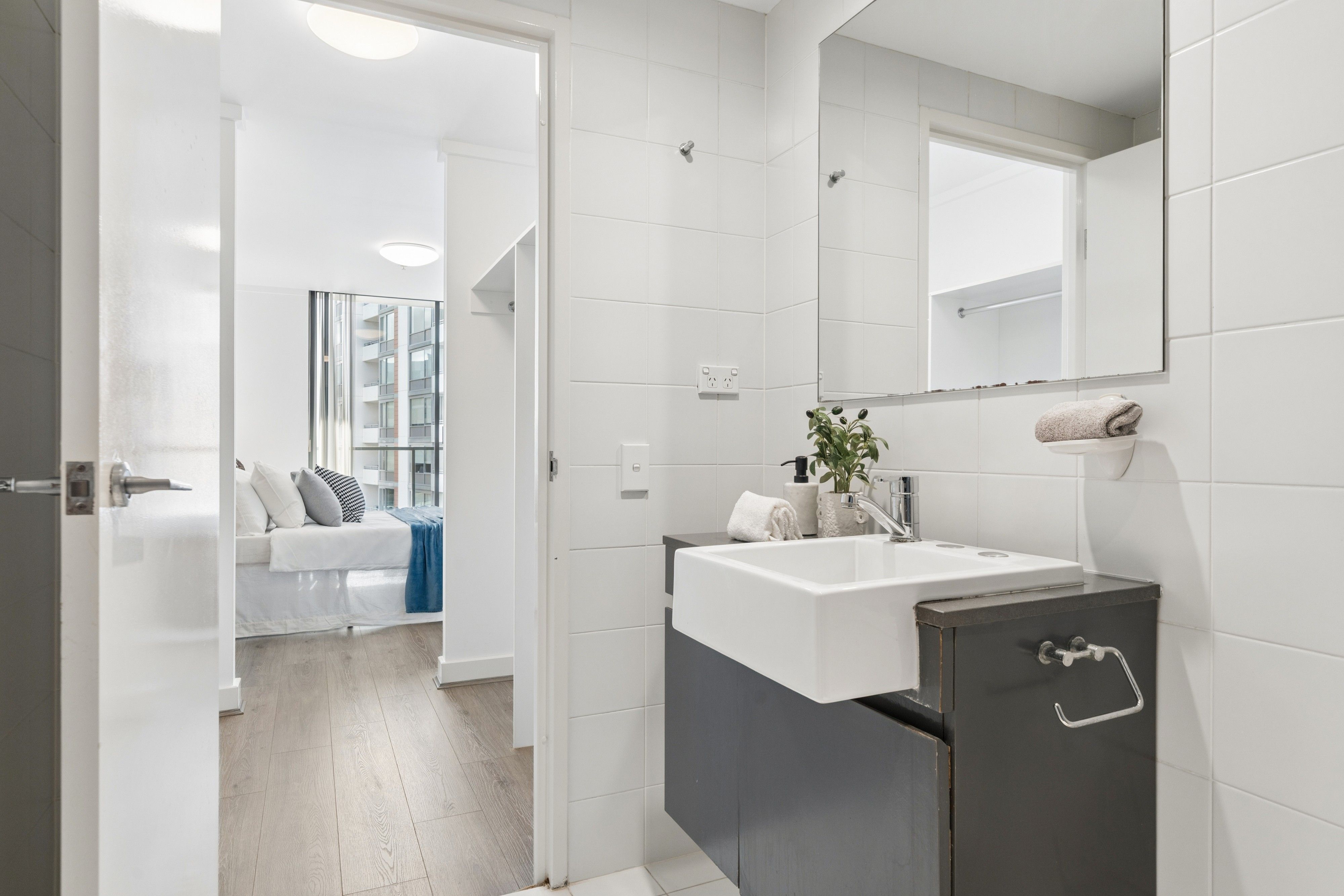607/35A Arncliffe Street — photo 12 of 23