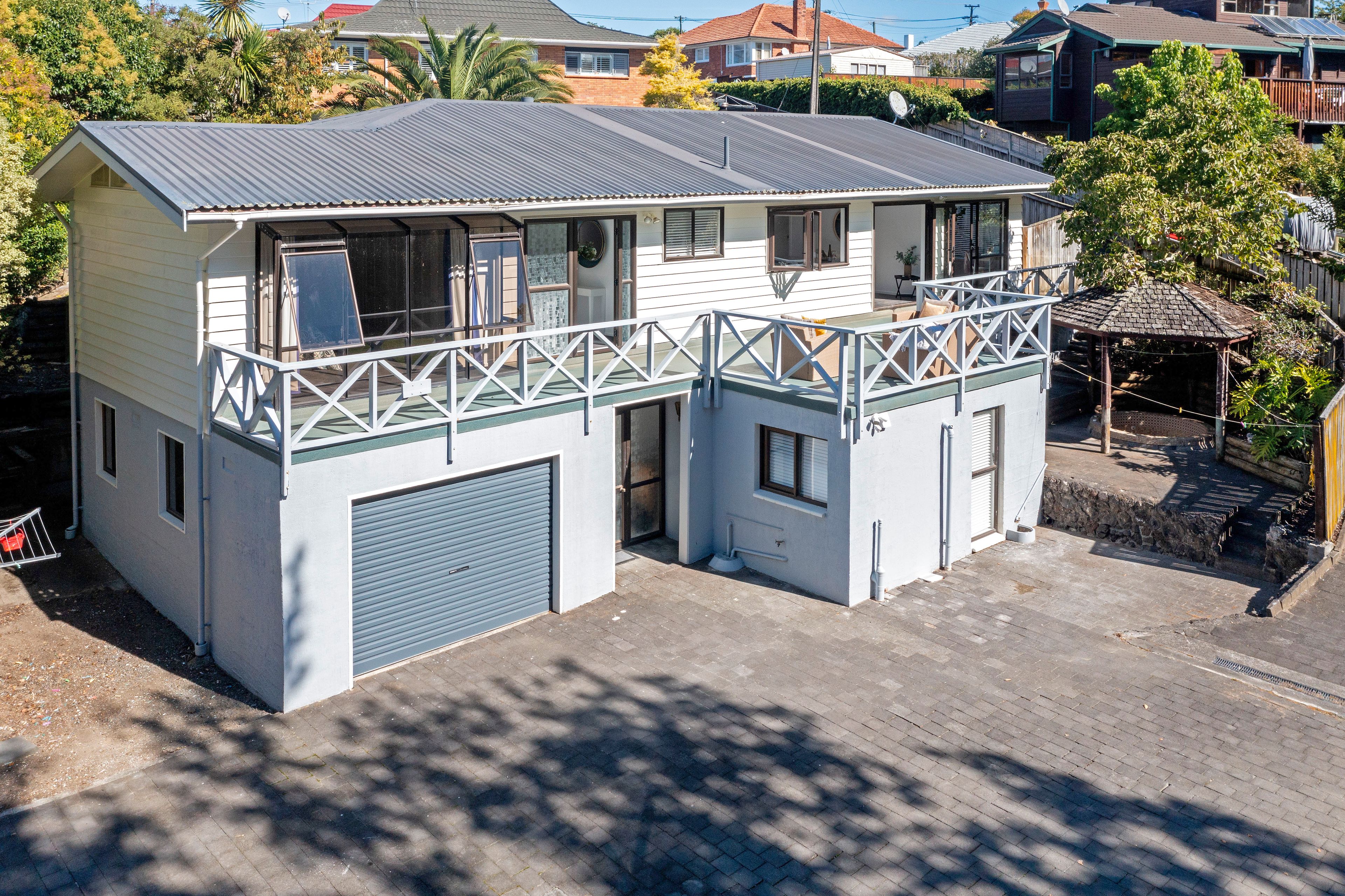 62A Uxbridge Road, Howick, Manukau City
