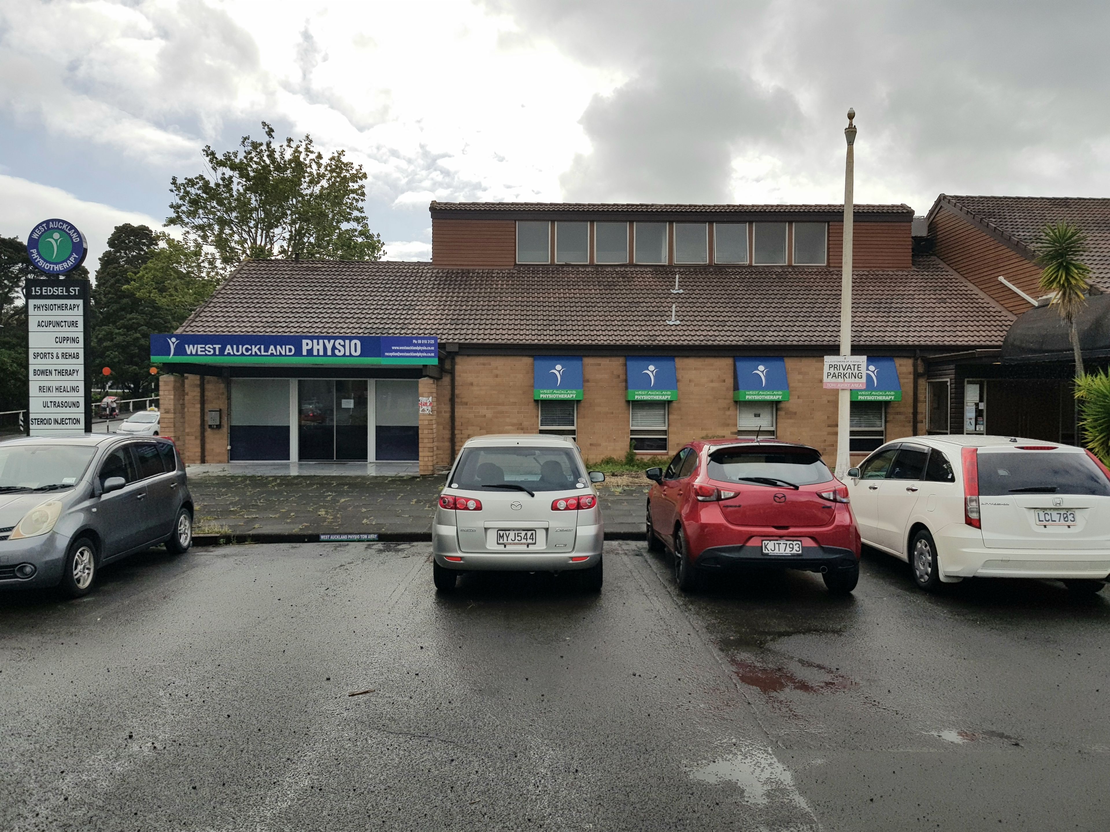 Unit 1/1/15 Edsel Street, Henderson, Waitakere City