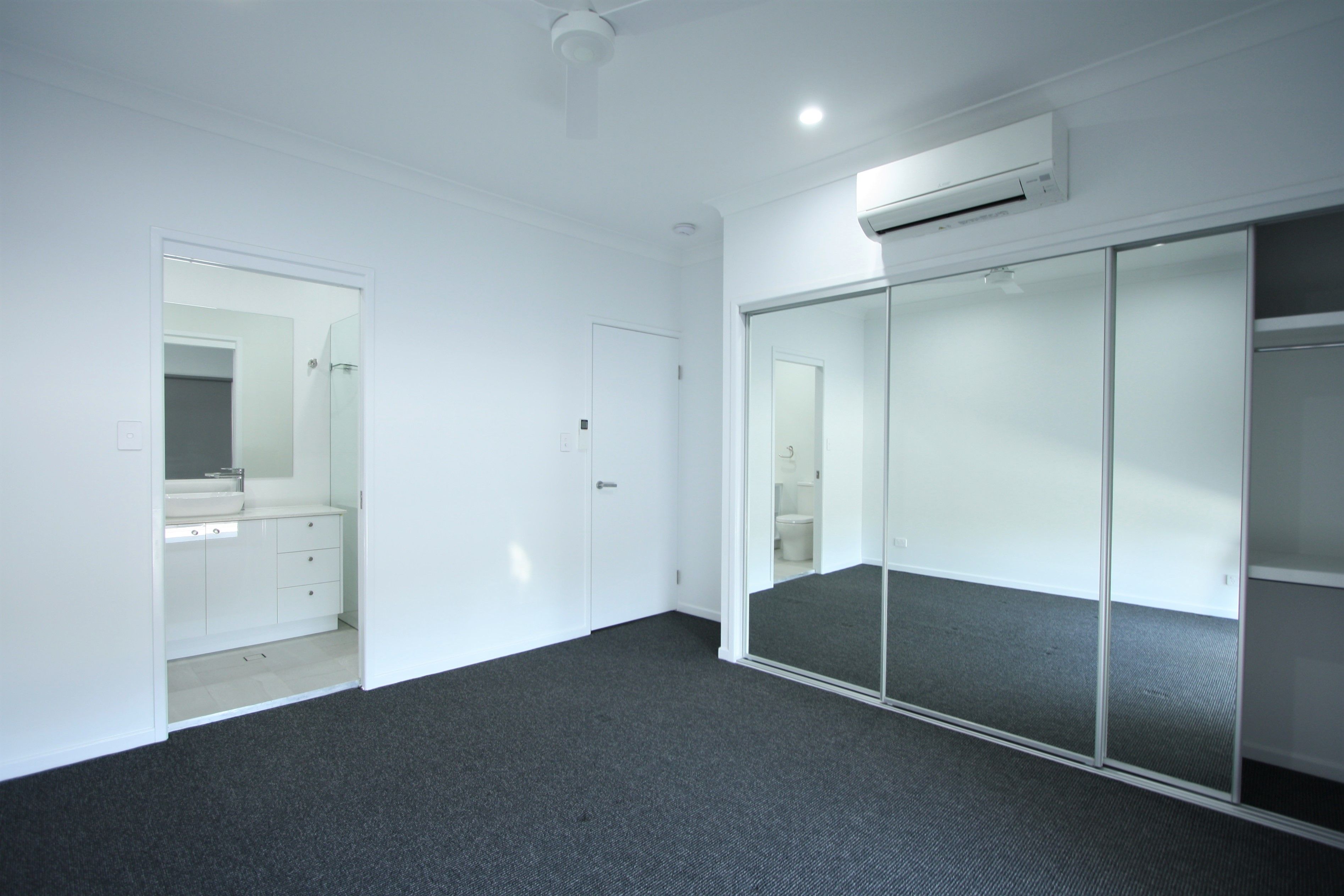 2/28 McEwan Street, Carina, QLD 4152