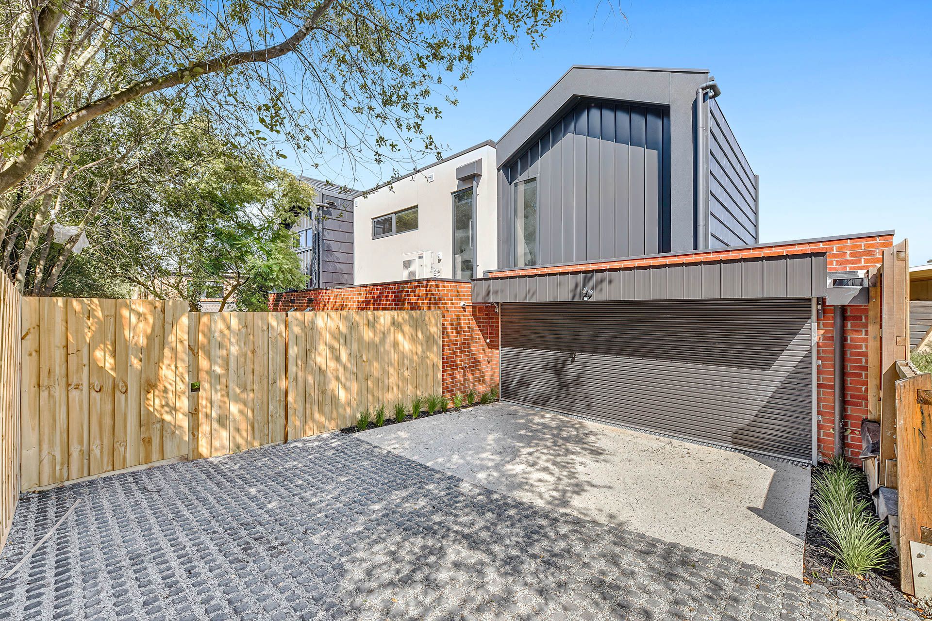 1& 2/397 Waverley Road — photo 19 of 19