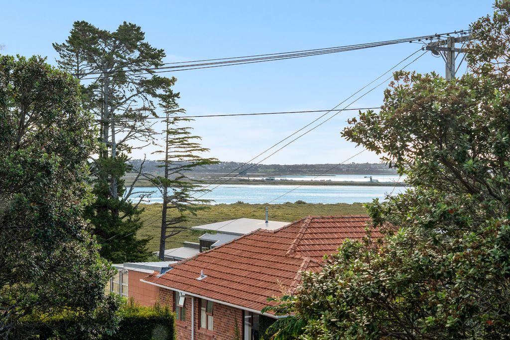 16A Seaside Avenue, Waterview