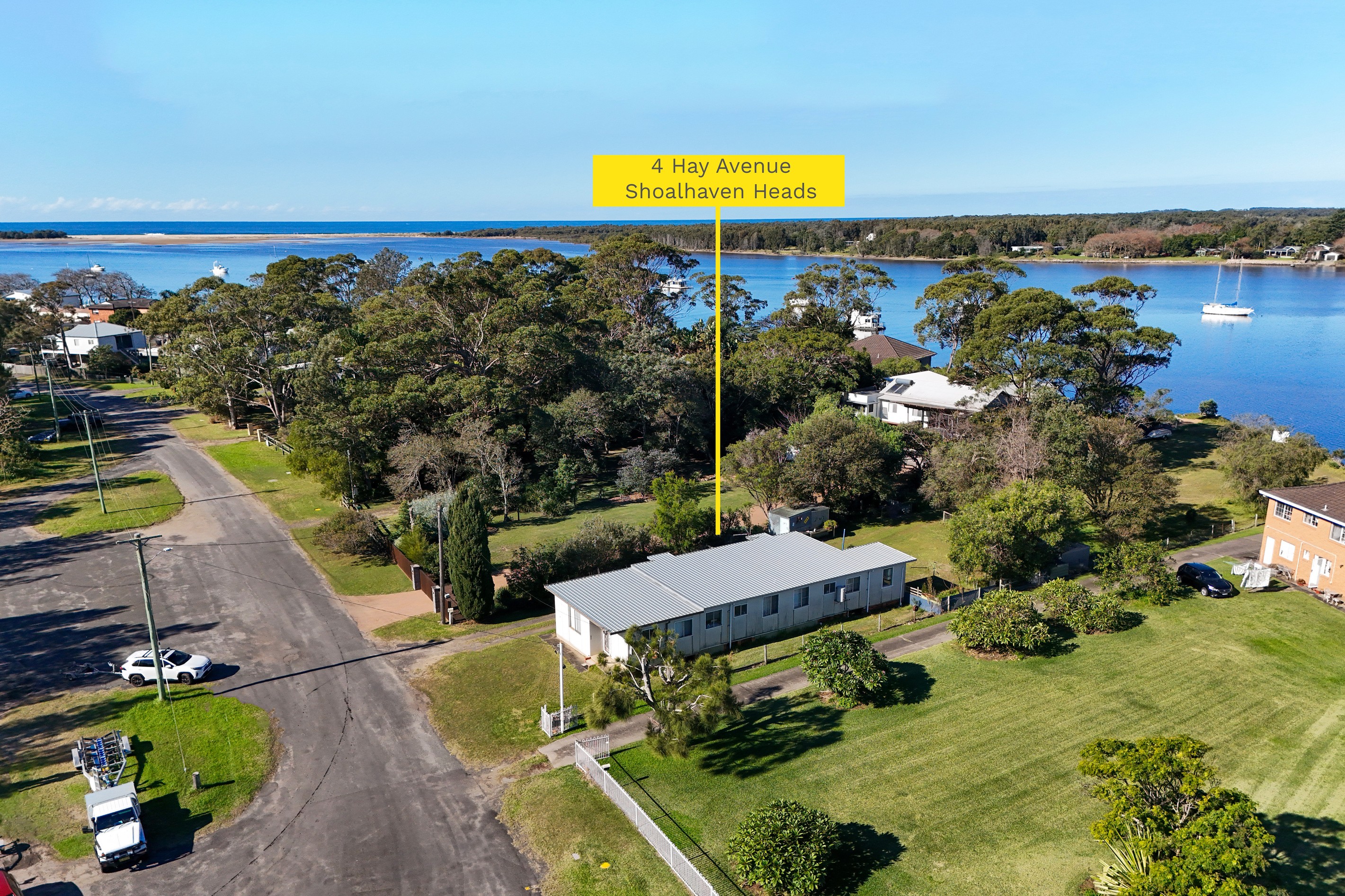 4 Hay Avenue, Shoalhaven Heads, NSW 2535