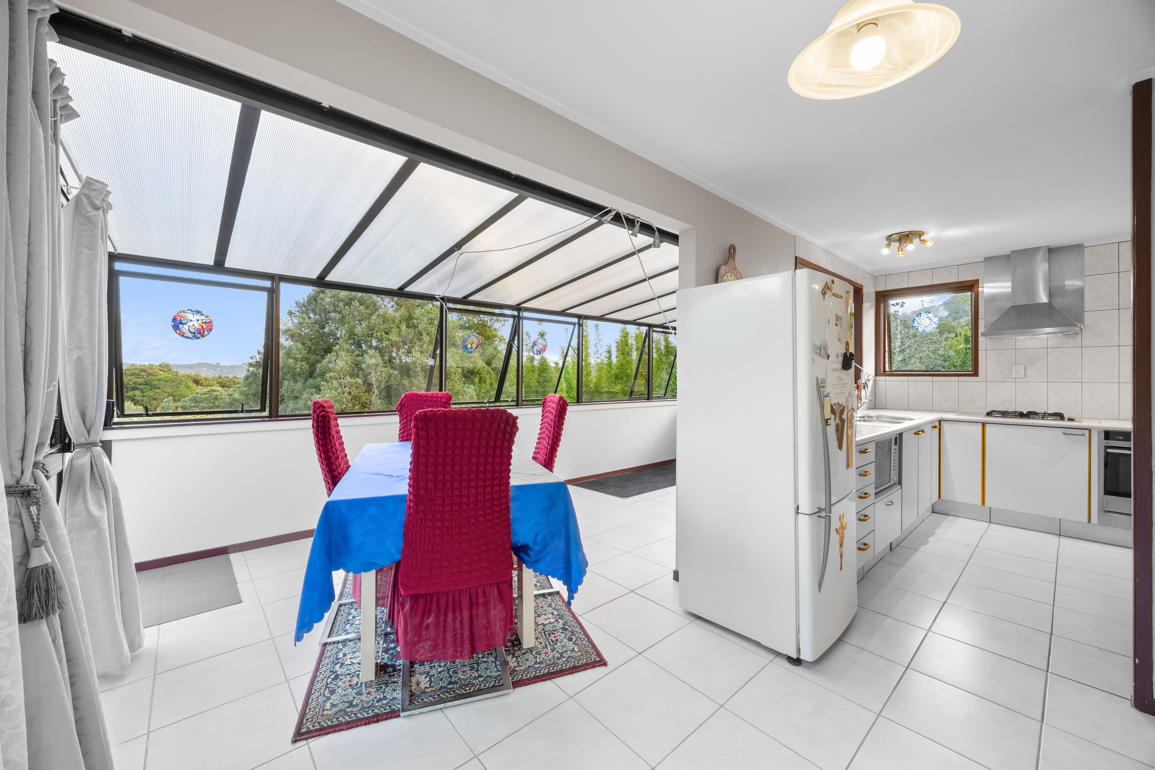 274 Forest Hill Road, Waiatarua, Waitakere City