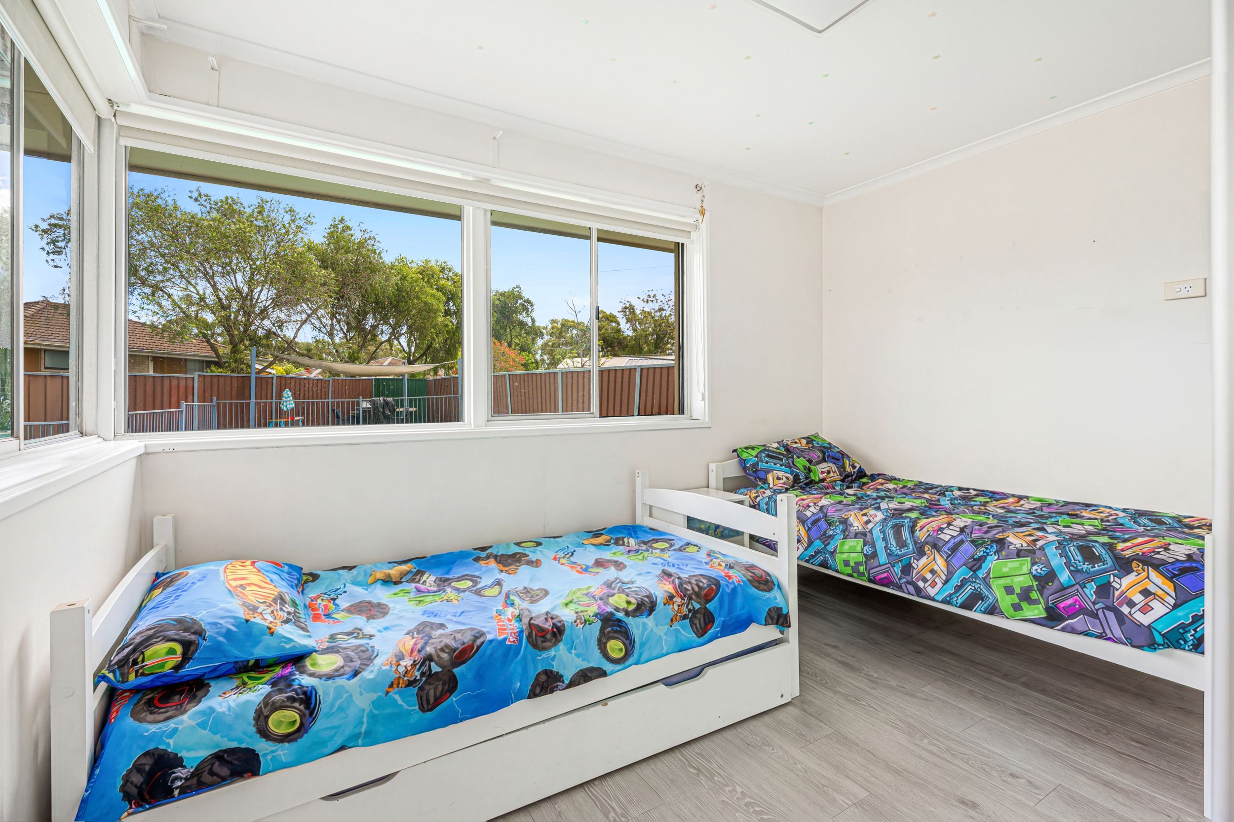 16 Little Street, Cambridge Park, NSW