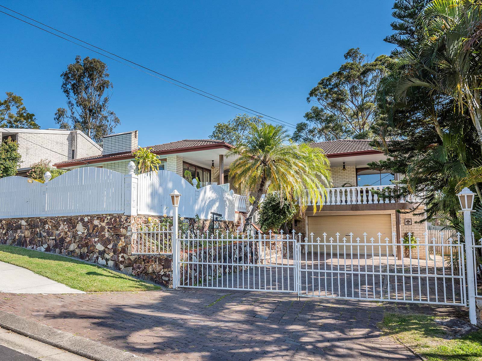 11 Newcombe Street, Sunnybank Hills, QLD 4109
