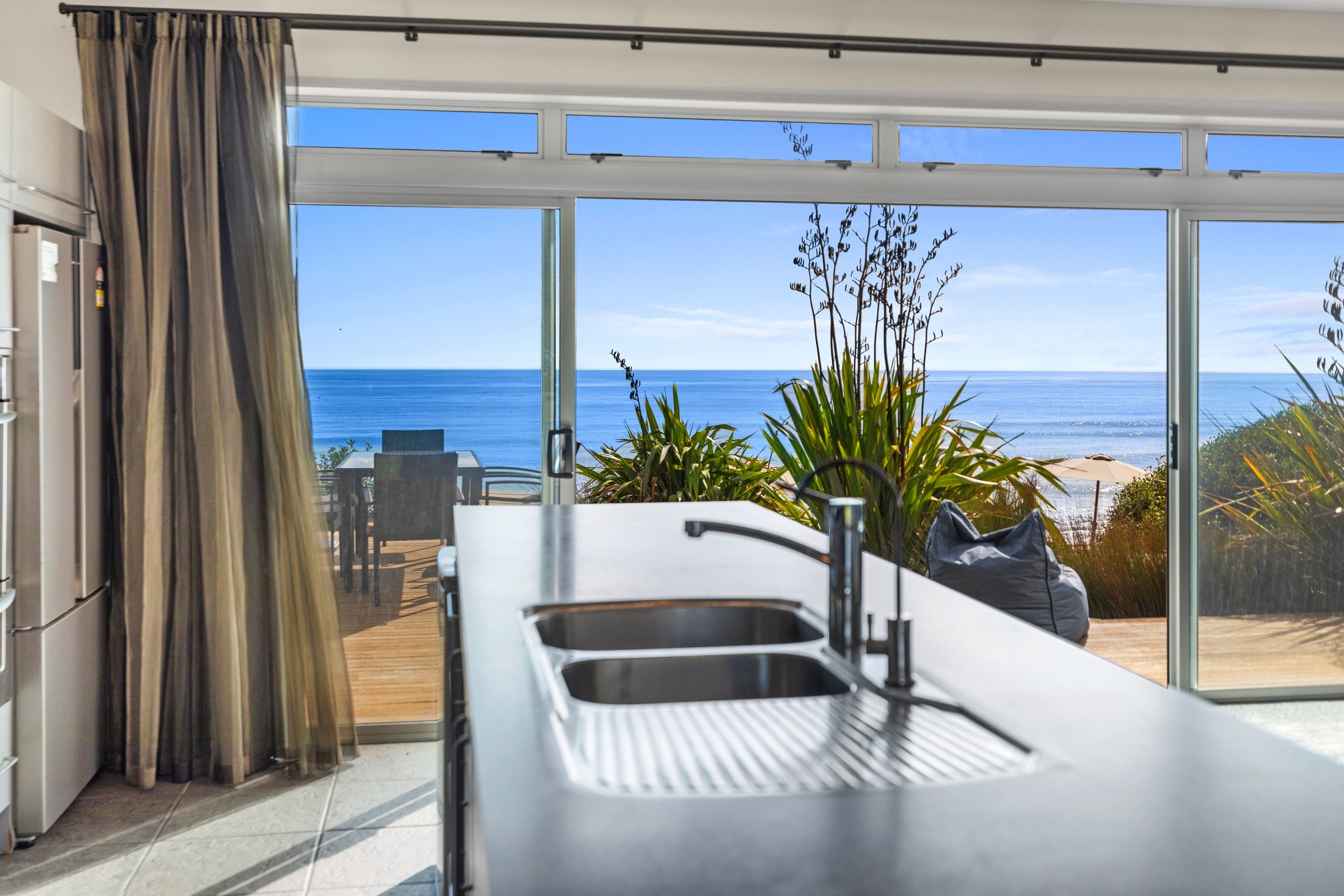 141 Pukehina Parade, Pukehina, Western Bay Of Plenty District